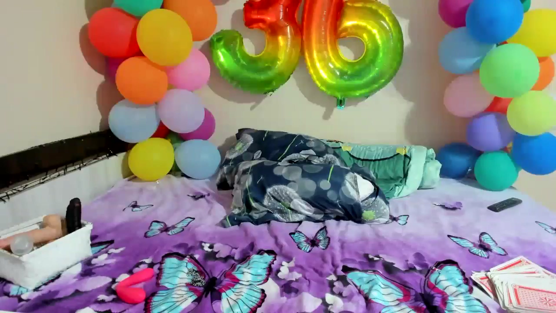 Gallery image thumbnail from elisha4ubbb's myfreecams stream on, 05/28/2024, 04:01 image 11 of 20