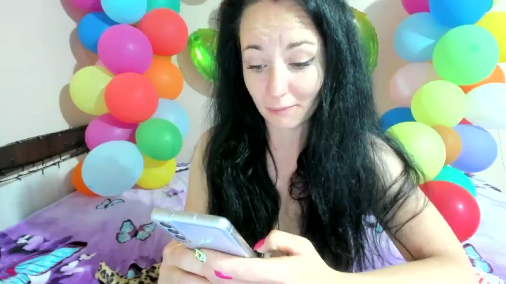 Gallery image thumbnail from elisha4ubbb's myfreecams stream on, 05/30/2024, 04:30 image 15 of 20