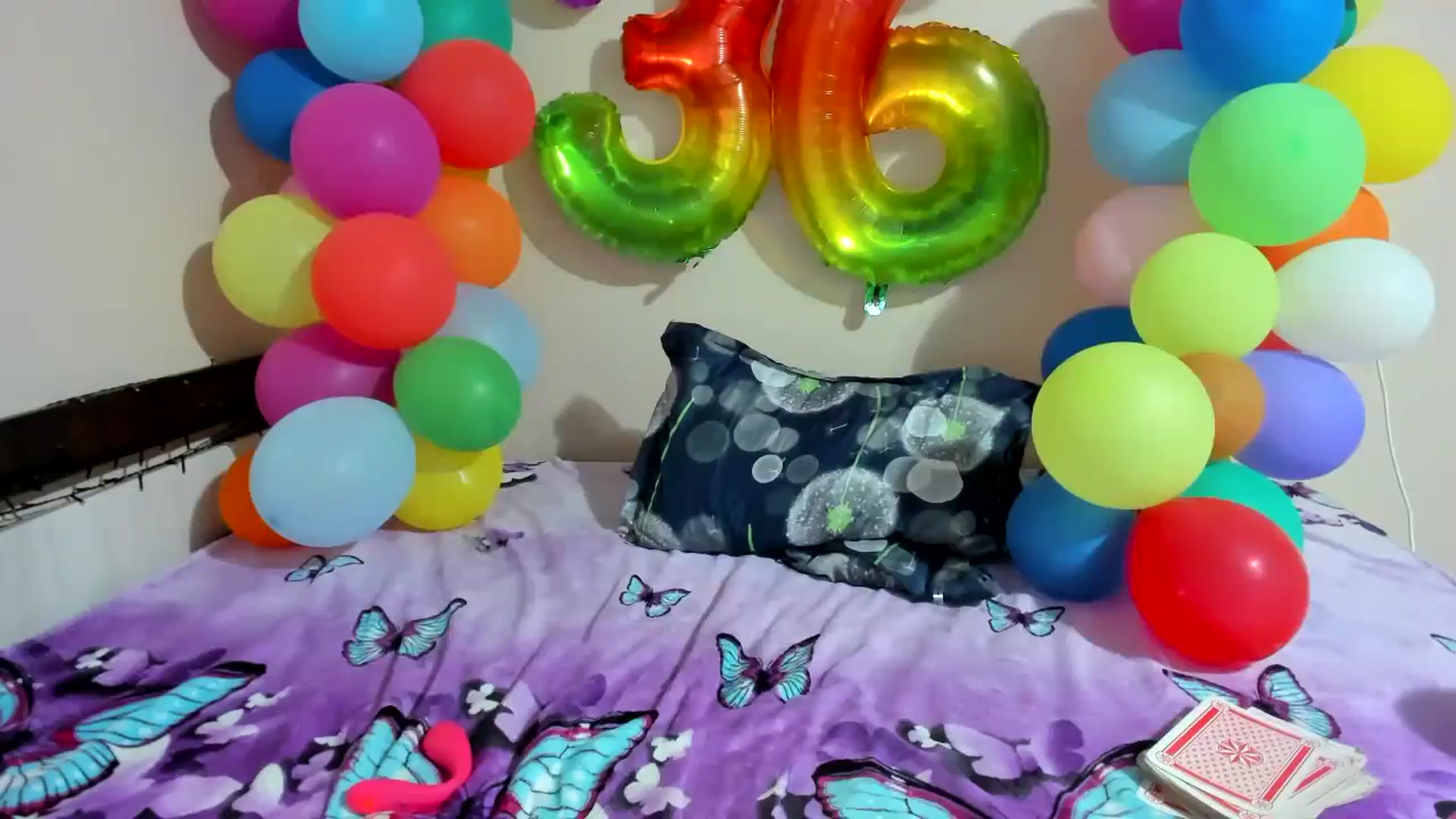 Gallery image thumbnail from elisha4ubbb's myfreecams stream on, 05/30/2024, 04:30 image 11 of 20