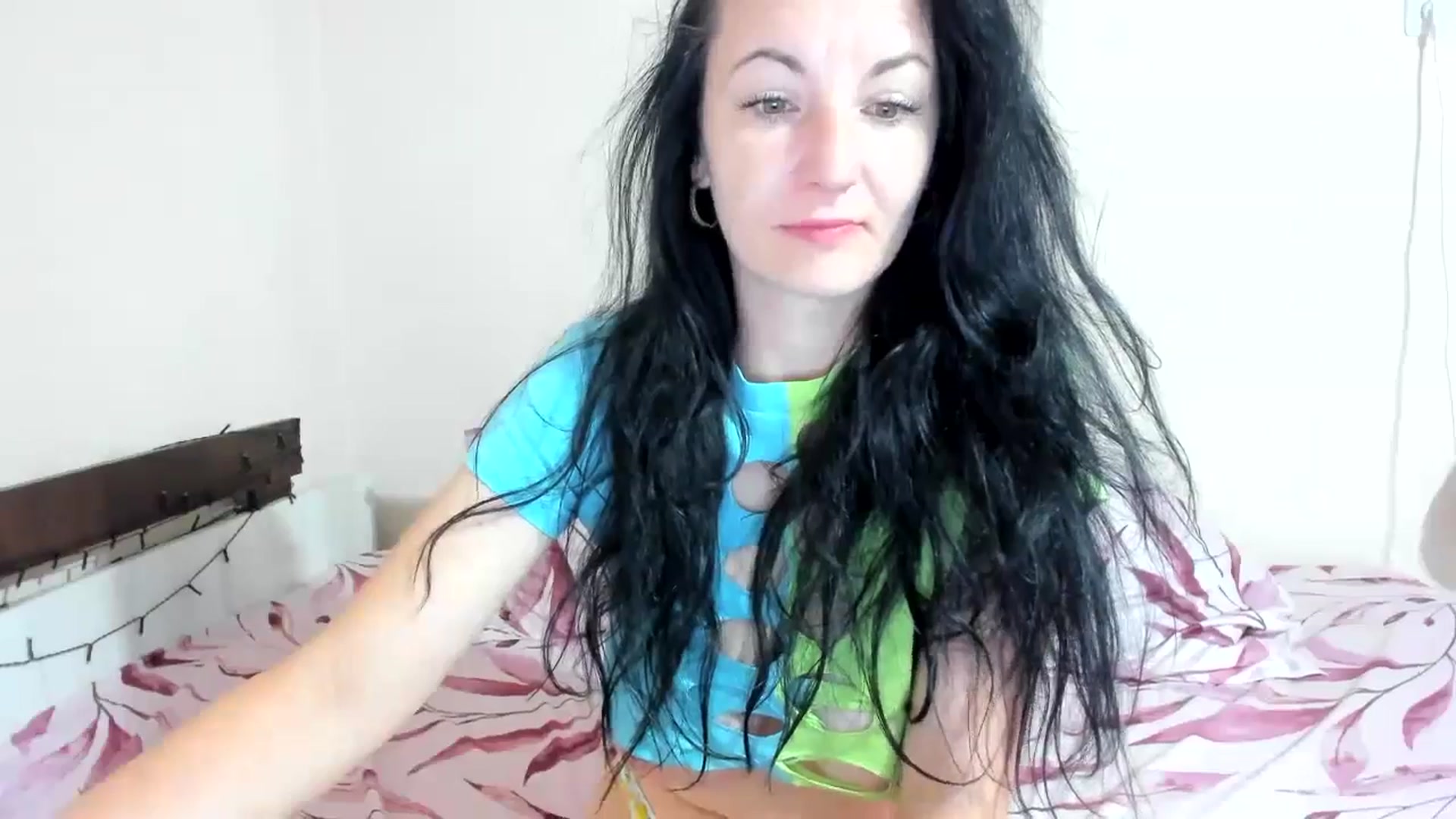 Gallery image thumbnail from elisha4ubbb's myfreecams stream on, 06/03/2024, 03:35 image 19 of 20