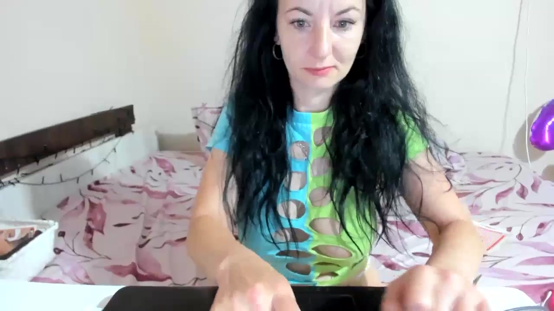 Gallery image thumbnail from elisha4ubbb's myfreecams stream on, 06/03/2024, 03:35 image 8 of 20