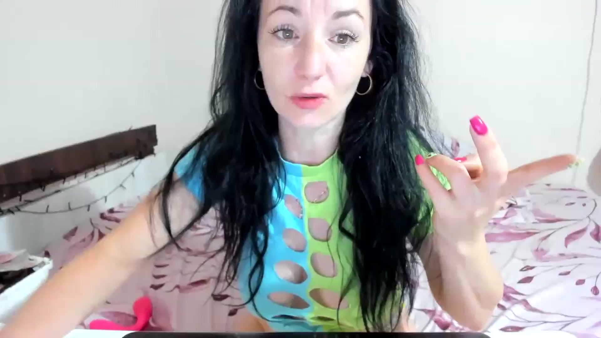 Gallery image thumbnail from elisha4ubbb's myfreecams stream on, 06/03/2024, 03:35 image 2 of 20