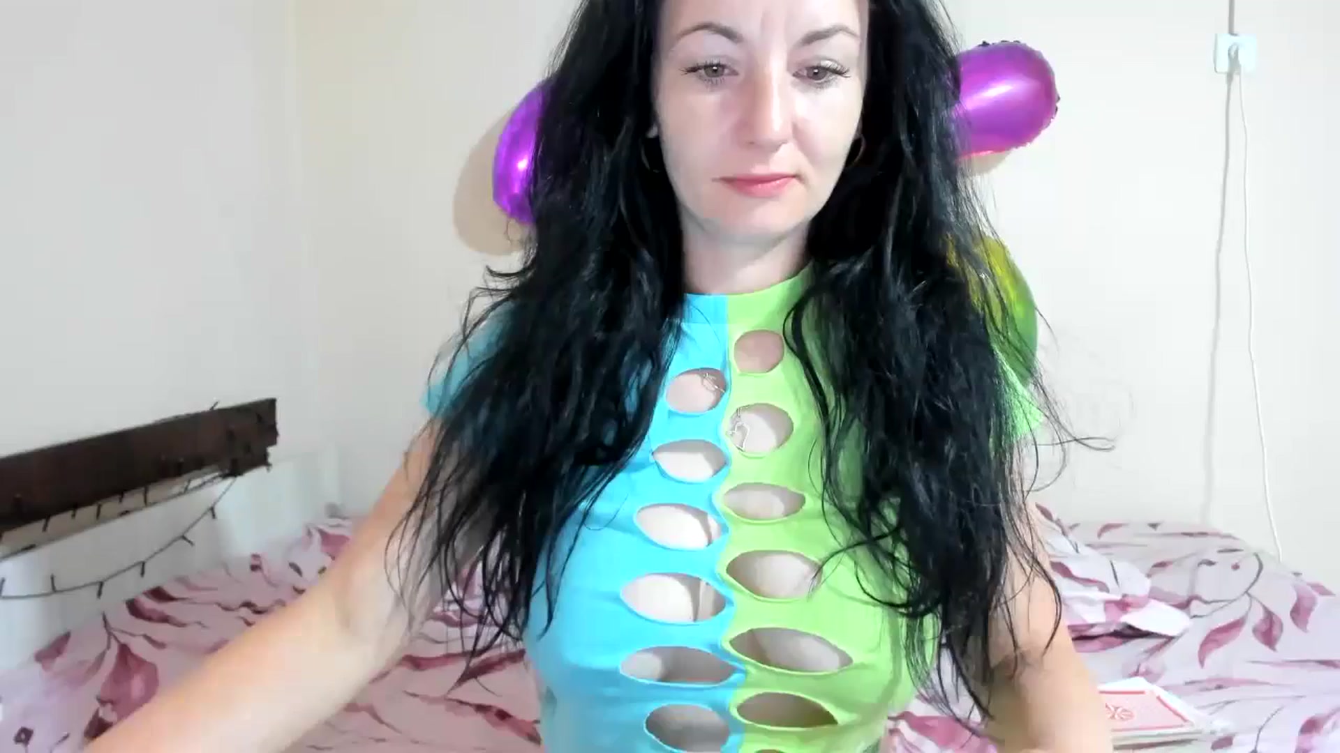 Gallery image thumbnail from elisha4ubbb's myfreecams stream on, 06/03/2024, 04:24 image 1 of 20