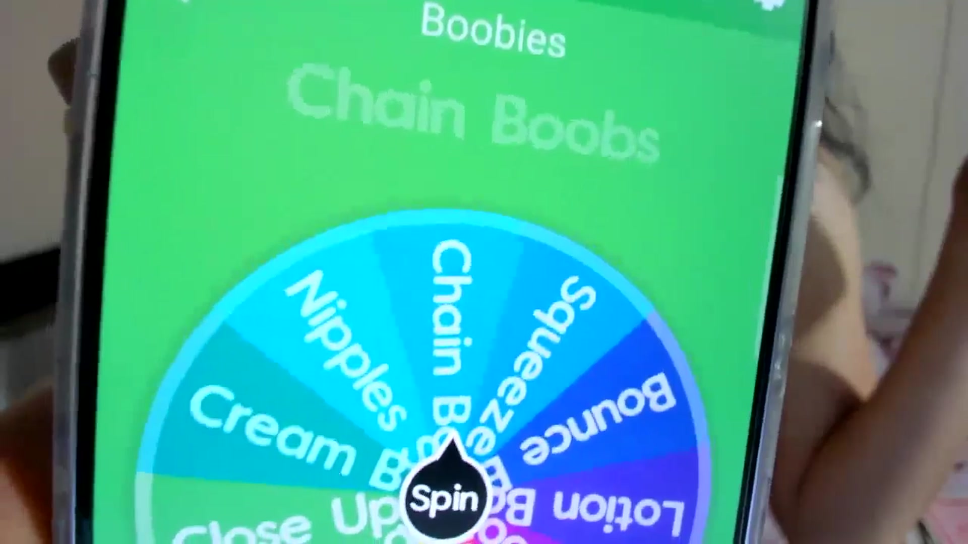 Gallery image thumbnail from elisha4ubbb's myfreecams stream on, 06/06/2024, 04:07 image 14 of 20