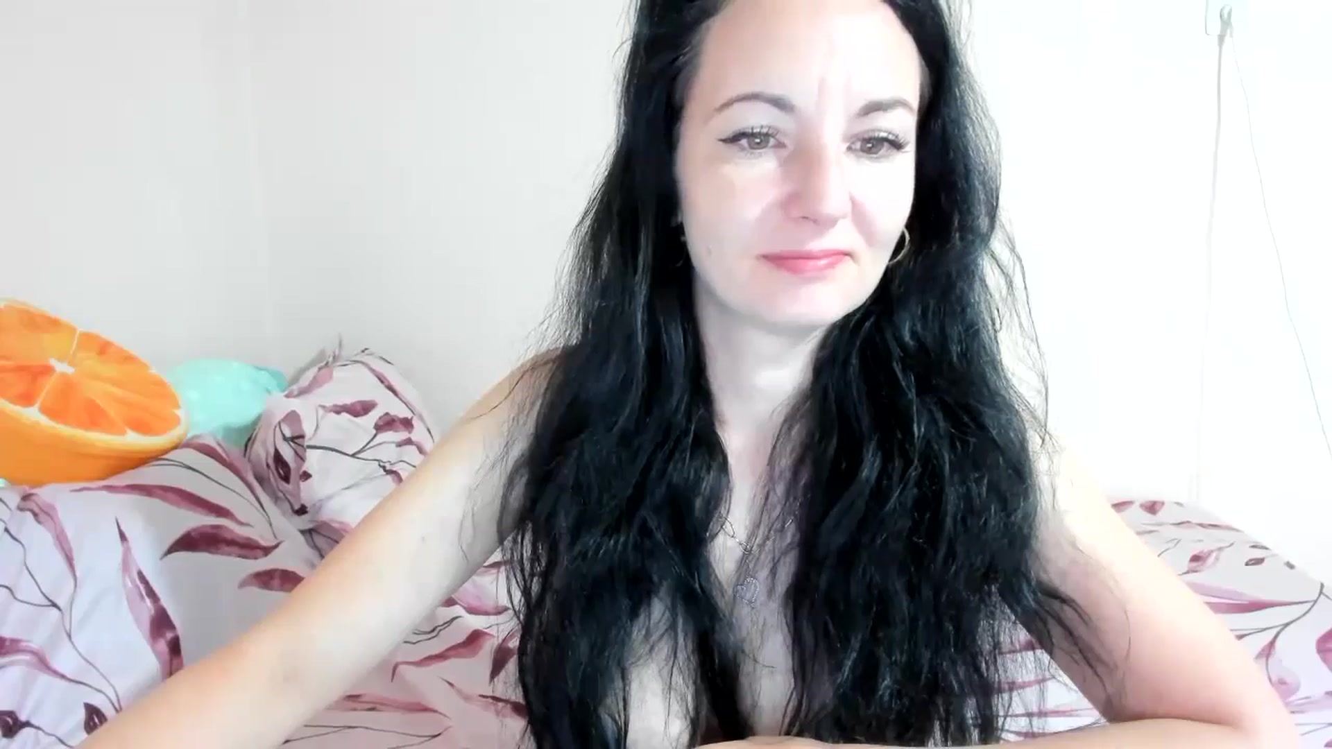 Gallery image thumbnail from elisha4ubbb's myfreecams stream on, 06/08/2024, 04:48 image 11 of 20