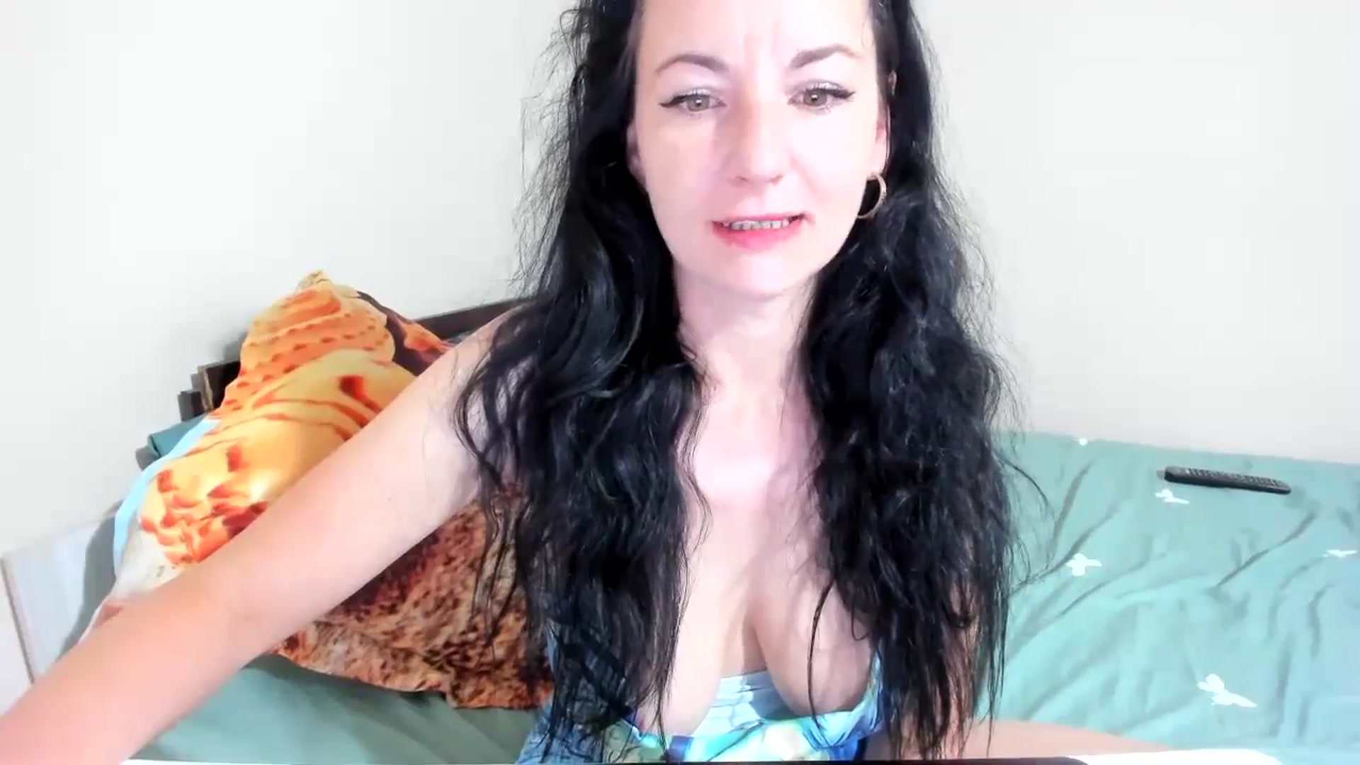 Gallery image thumbnail from elisha4ubbb's myfreecams stream on, 06/10/2024, 04:05 image 2 of 20