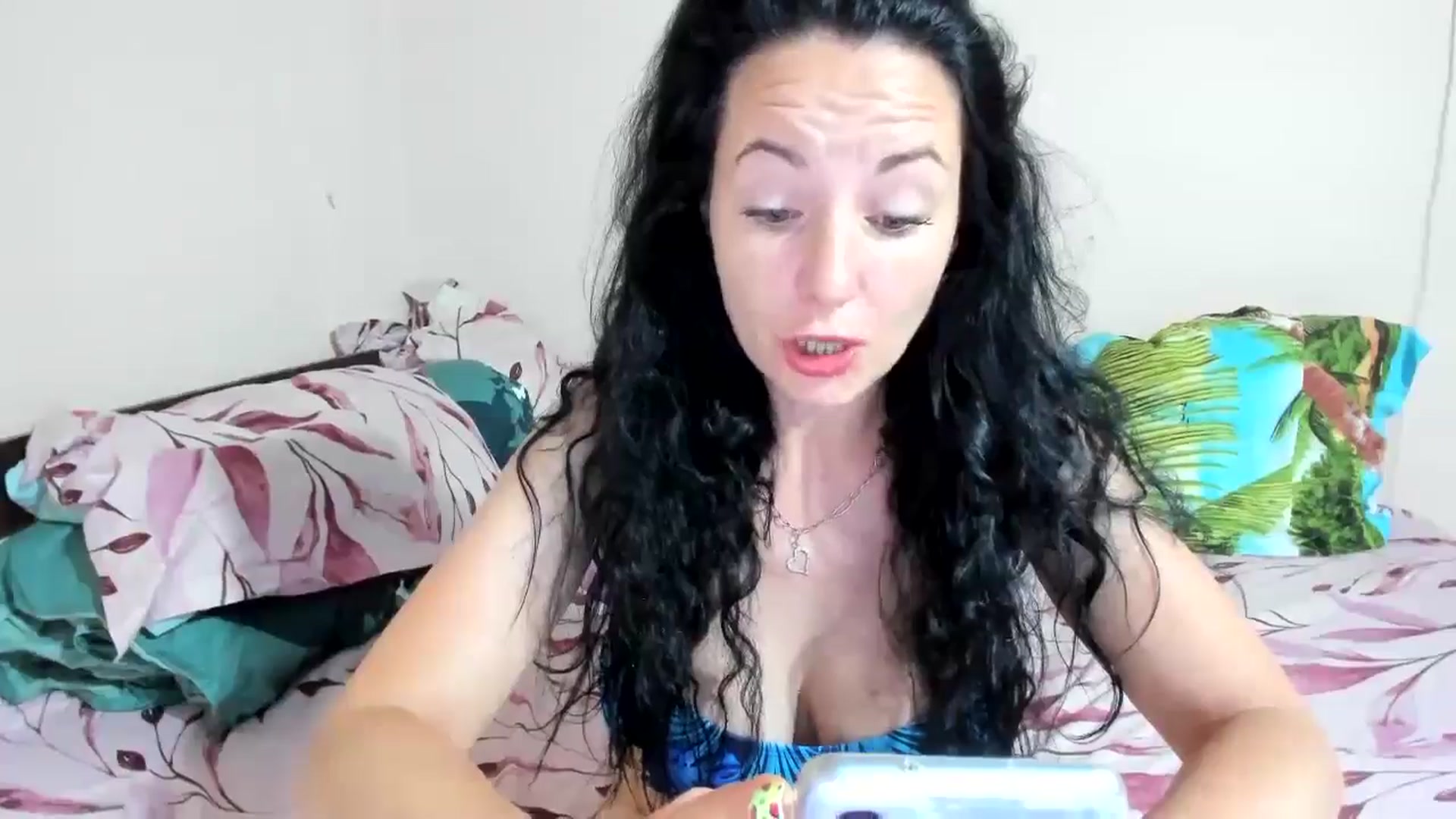 Gallery image thumbnail from elisha4ubbb's myfreecams stream on, 06/26/2024, 04:03 image 14 of 20