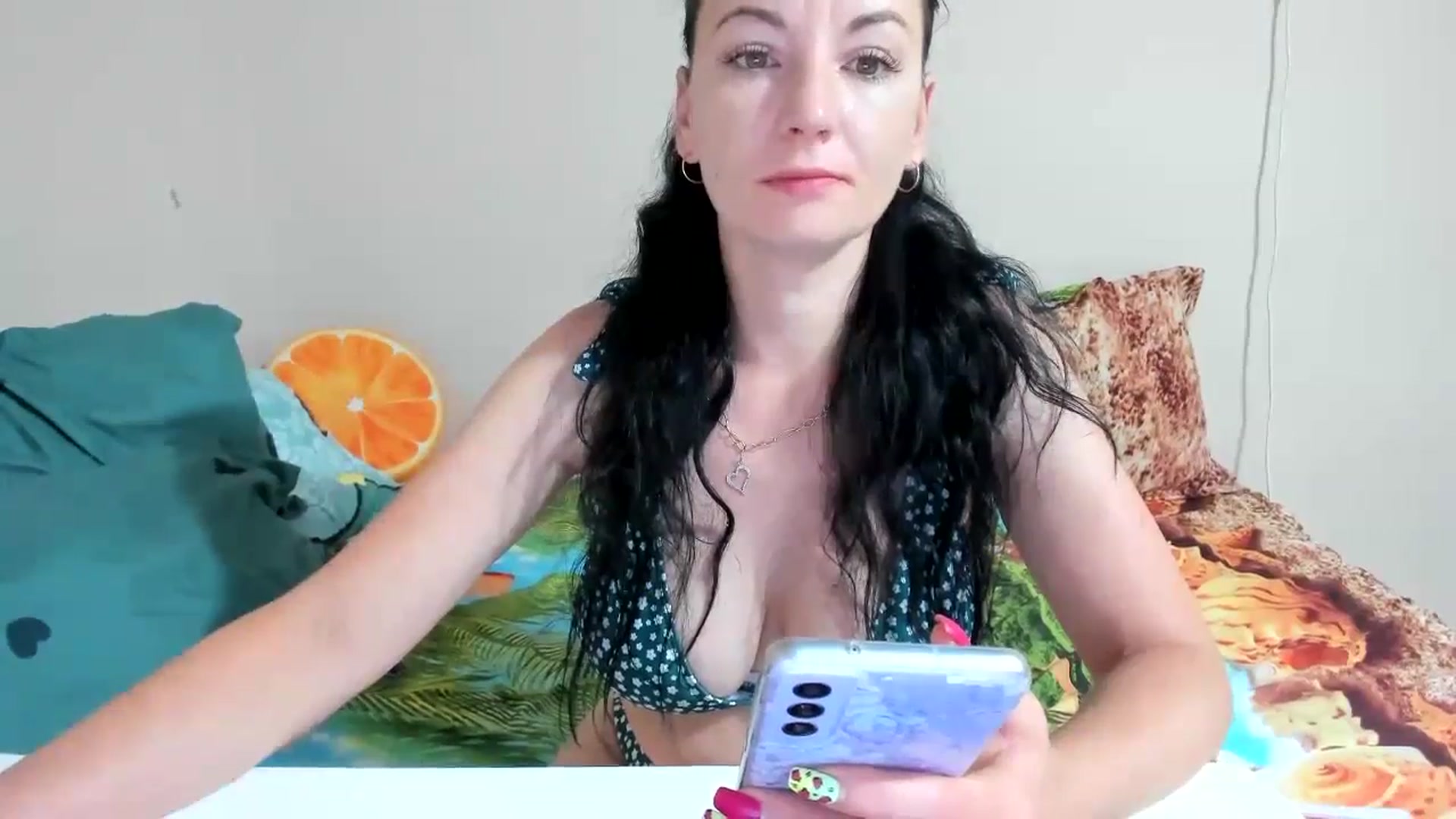 Gallery image thumbnail from elisha4ubbb's myfreecams stream on, 06/28/2024, 03:39 image 4 of 20