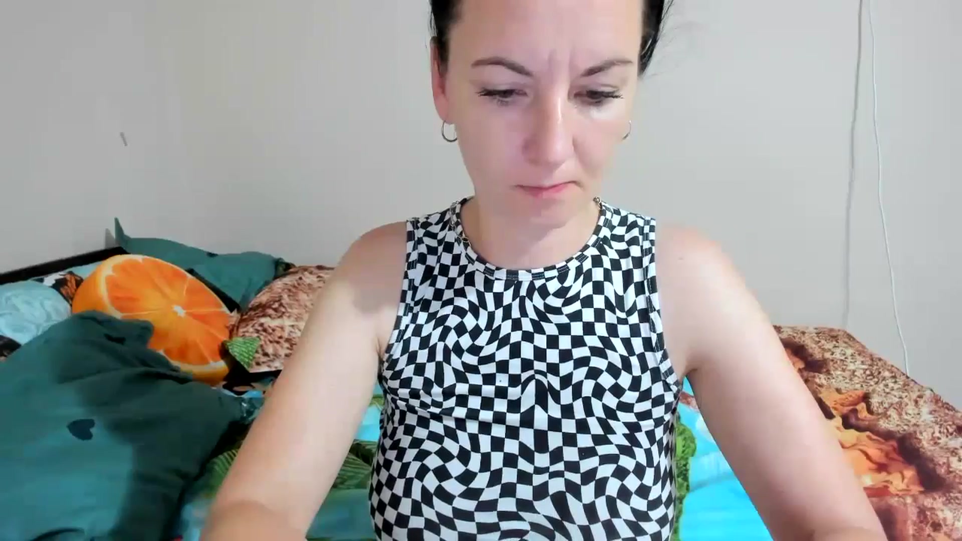 Gallery image thumbnail from elisha4ubbb's myfreecams stream on, 07/04/2024, 04:59 image 18 of 20