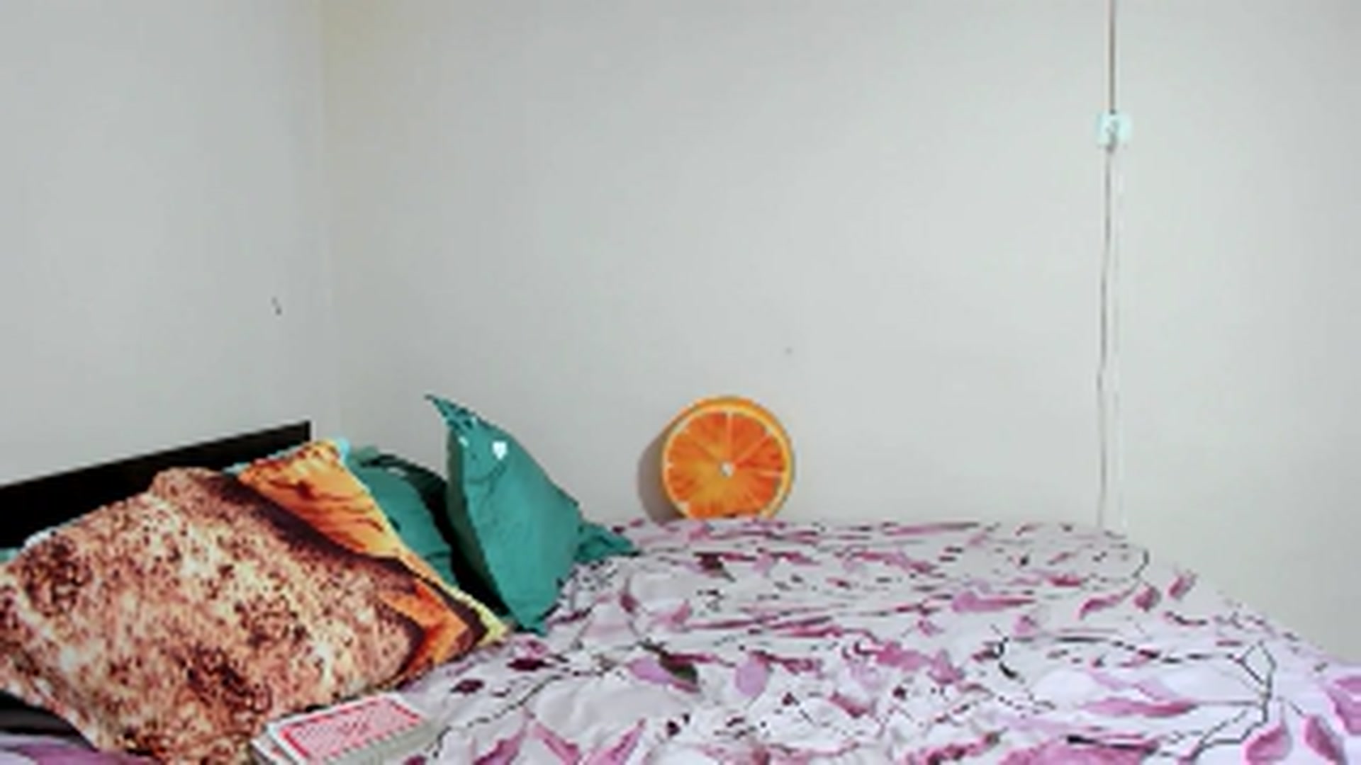 Gallery image thumbnail from elisha4ubbb's myfreecams stream on, 07/06/2024, 03:25 image 17 of 20