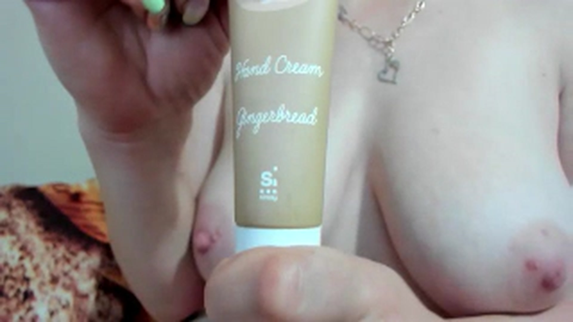 Gallery image thumbnail from elisha4ubbb's myfreecams stream on, 07/06/2024, 03:46 image 14 of 20