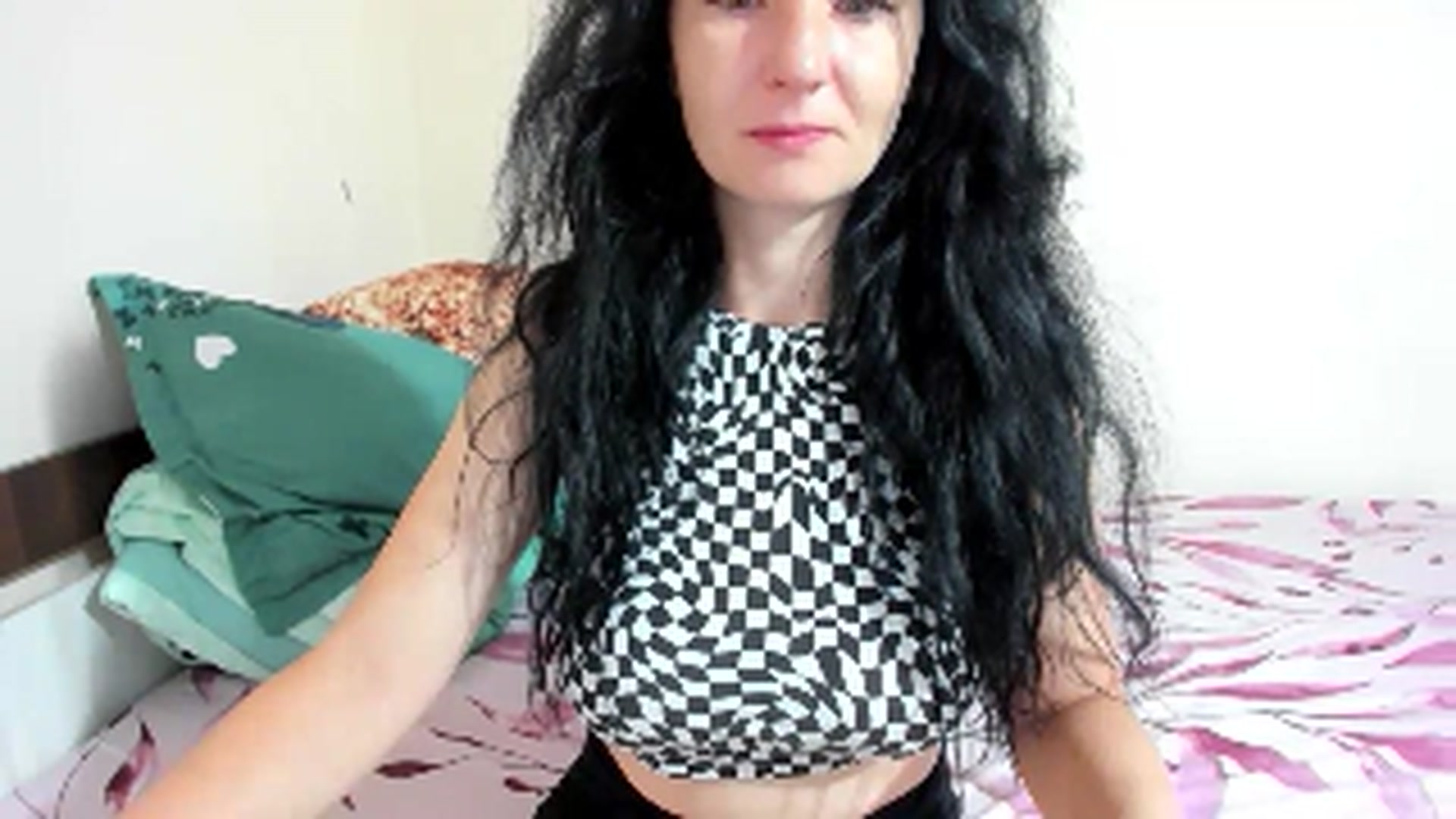 Gallery image thumbnail from elisha4ubbb's myfreecams stream on, 07/11/2024, 04:09 image 18 of 20