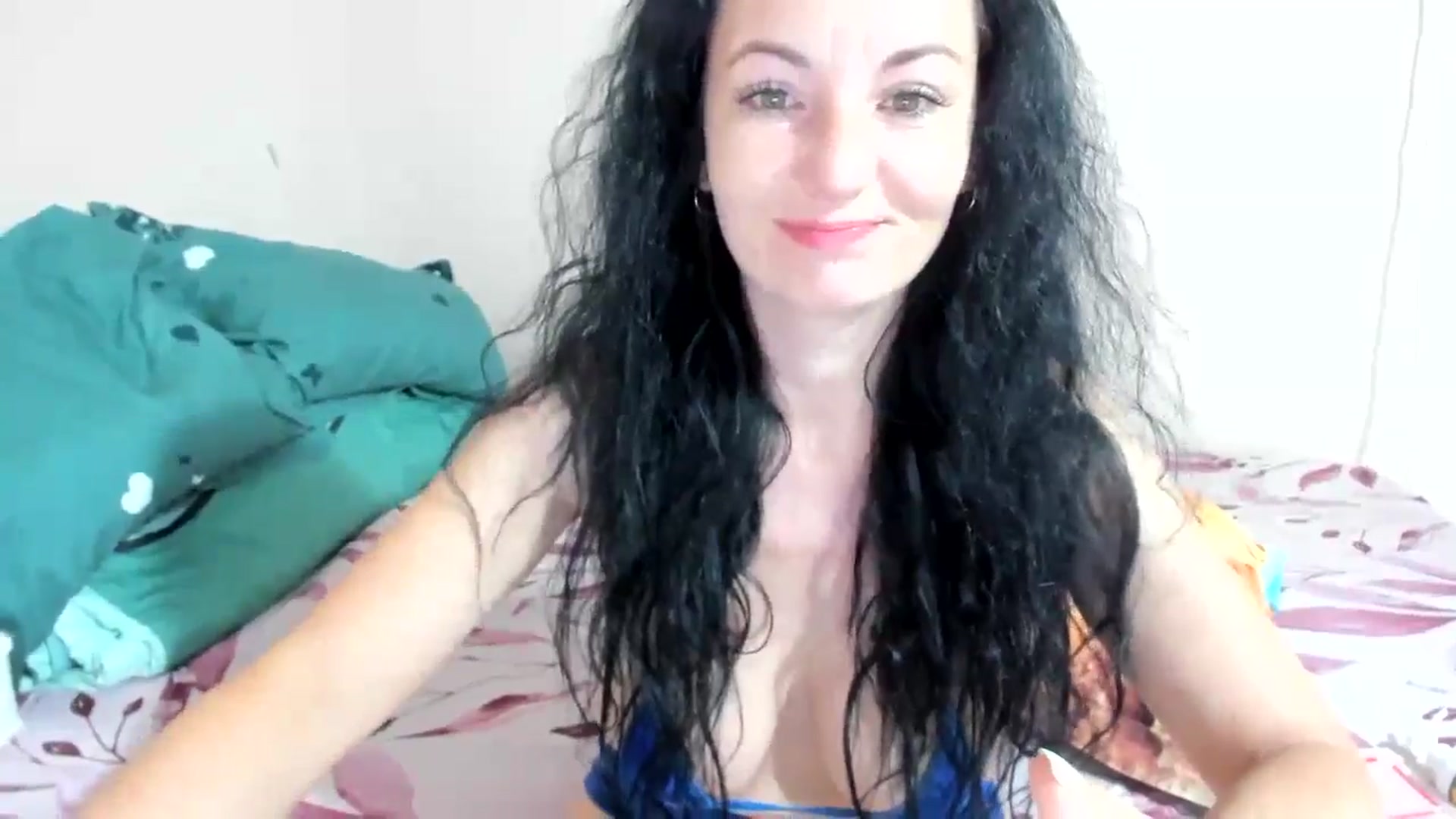 Gallery image thumbnail from elisha4ubbb's myfreecams stream on, 07/15/2024, 04:25 image 4 of 20