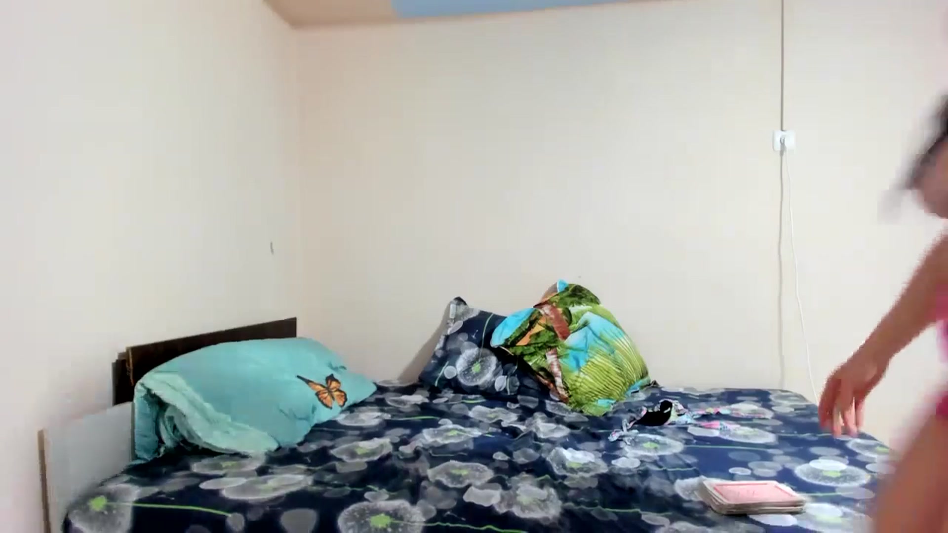 Gallery image thumbnail from elisha4ubbb's myfreecams stream on, 07/19/2024, 03:41 image 19 of 20