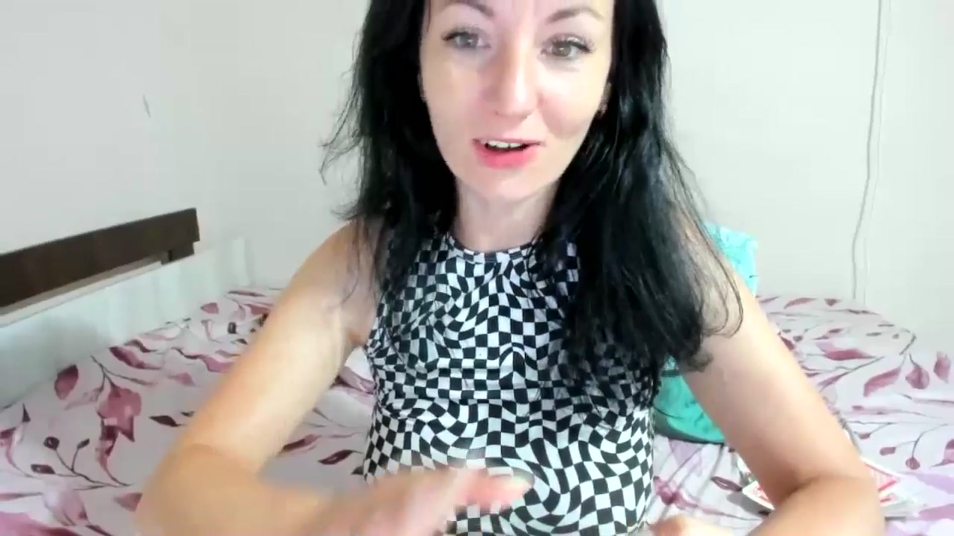 Gallery image thumbnail from elisha4ubbb's myfreecams stream on, 07/28/2024, 04:11 image 3 of 20