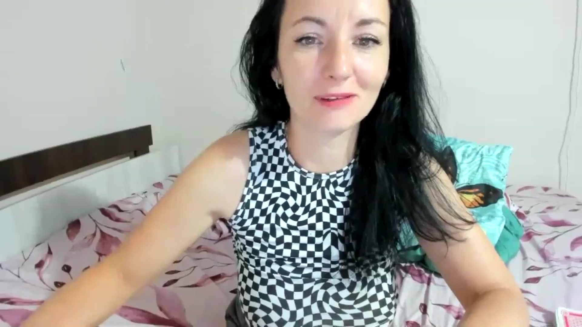 Gallery image thumbnail from elisha4ubbb's myfreecams stream on, 07/28/2024, 04:11 image 15 of 20