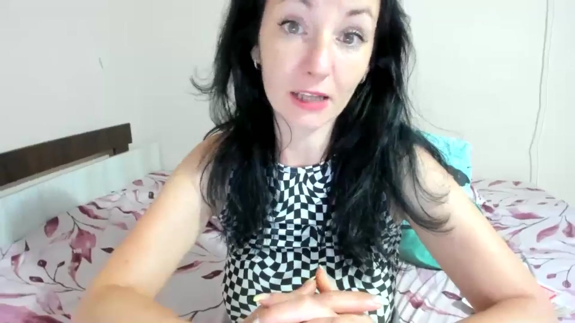 Gallery image thumbnail from elisha4ubbb's myfreecams stream on, 07/28/2024, 04:11 image 5 of 20