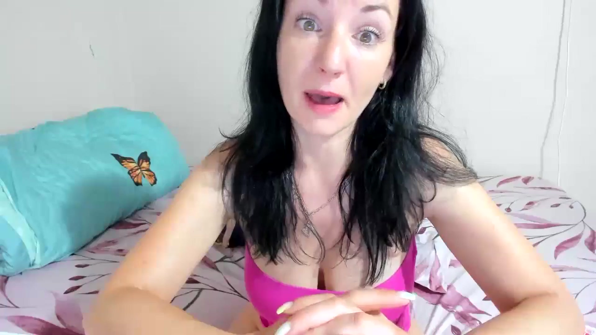 Gallery image thumbnail from elisha4ubbb's myfreecams stream on, 07/29/2024, 04:12 image 9 of 20