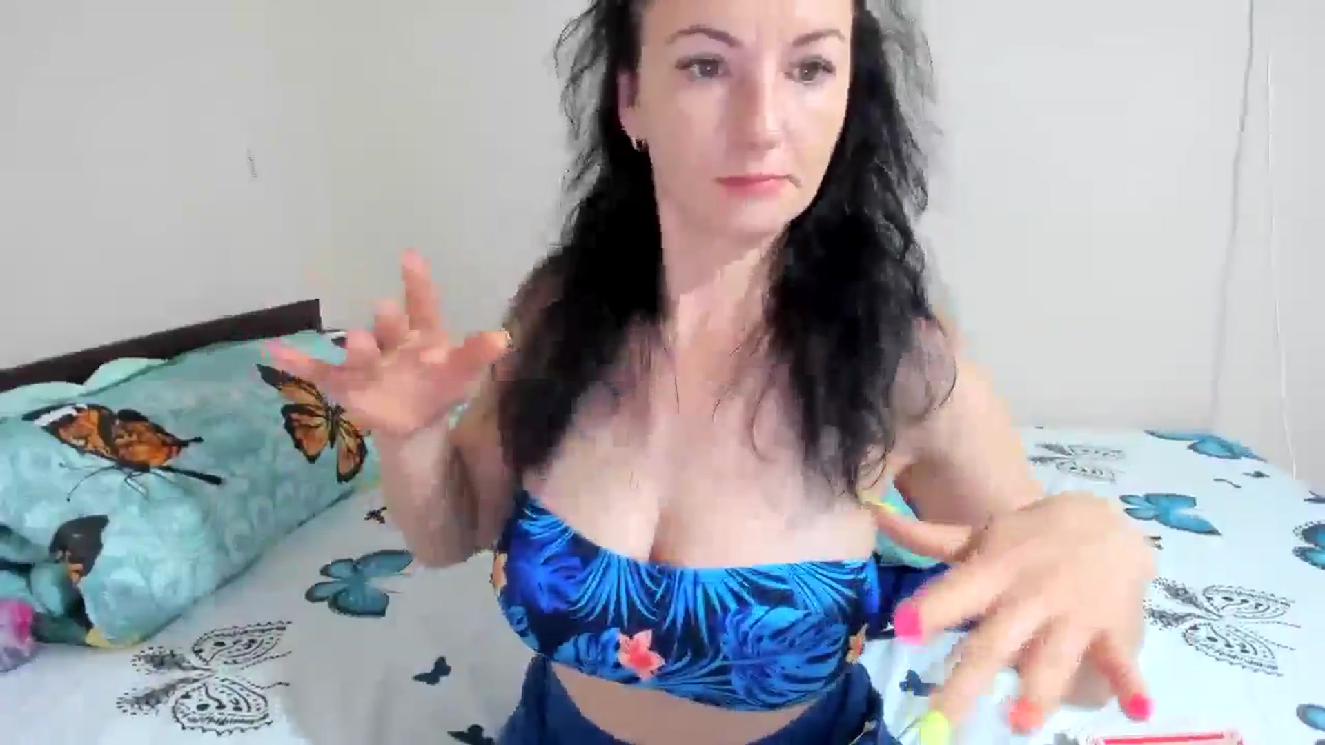 Gallery image thumbnail from elisha4ubbb's myfreecams stream on, 08/15/2024, 04:01 image 4 of 20