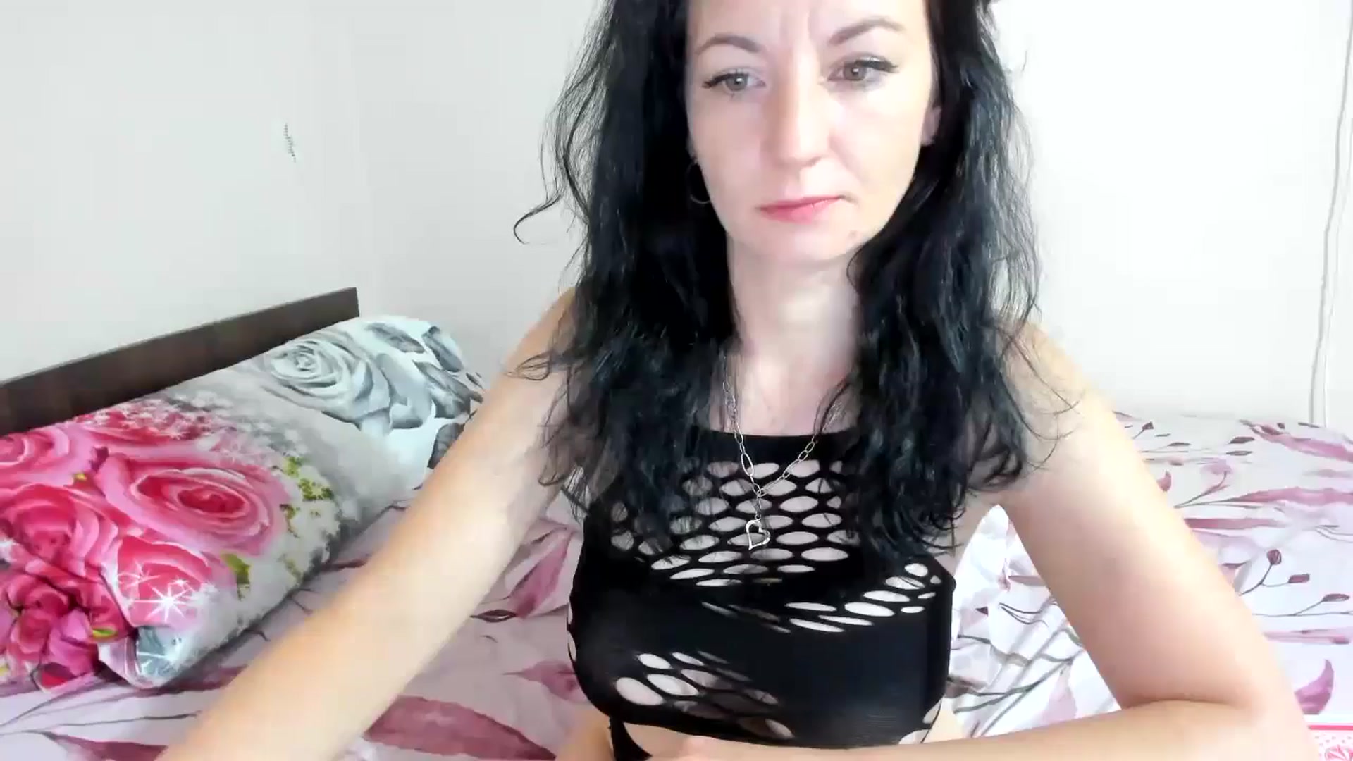 Gallery image thumbnail from elisha4ubbb's myfreecams stream on, 08/24/2024, 04:34 image 1 of 20