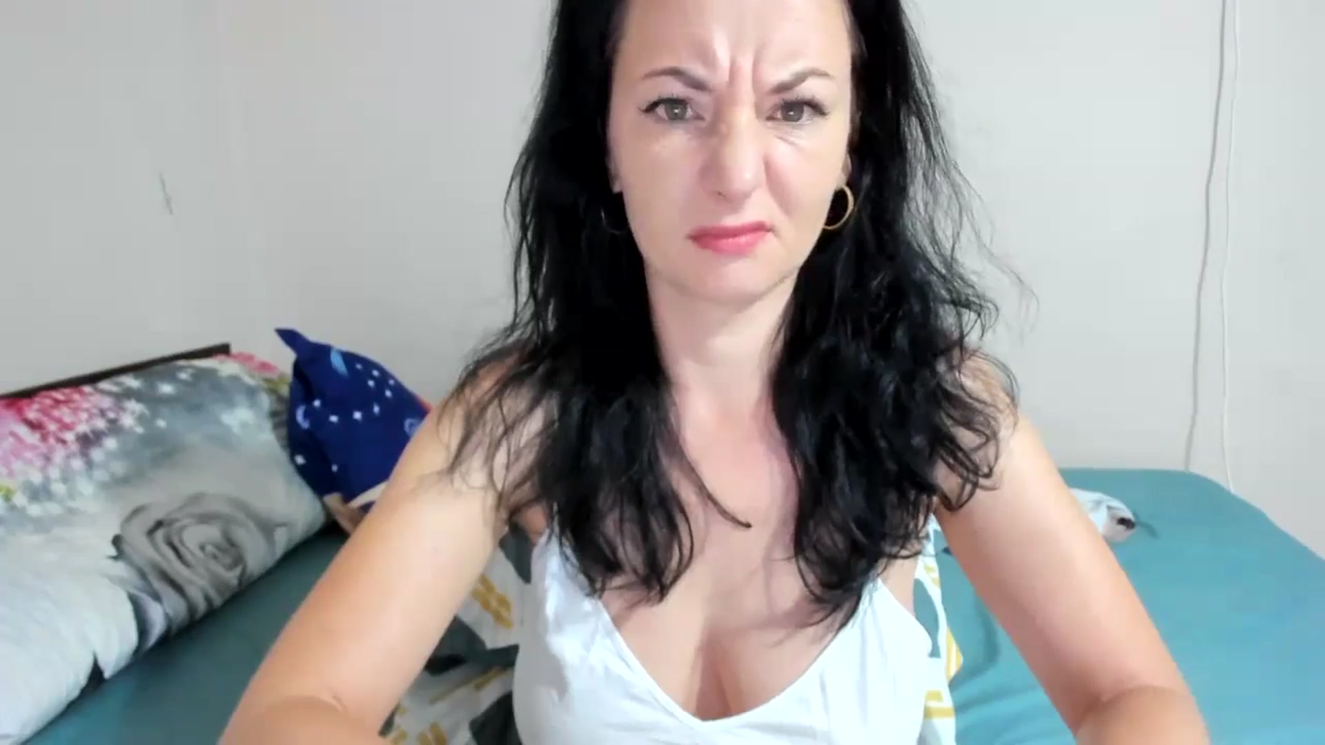 Gallery image thumbnail from elisha4ubbb's myfreecams stream on, 08/28/2024, 04:02 image 4 of 20