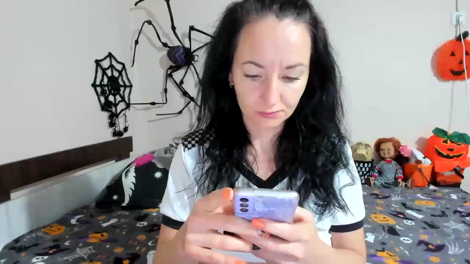 Gallery image thumbnail from elisha4ubbb's myfreecams stream on, 10/15/2024, 03:41 image 20 of 20