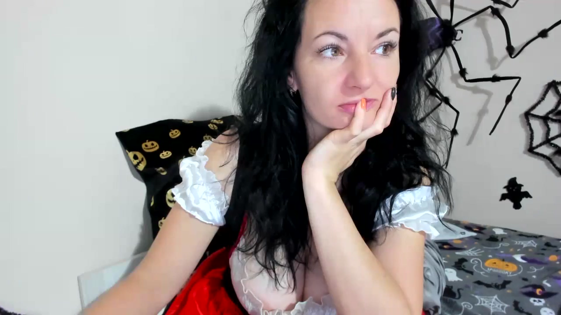 Gallery image thumbnail from elisha4ubbb's myfreecams stream on, 10/16/2024, 04:03 image 18 of 20