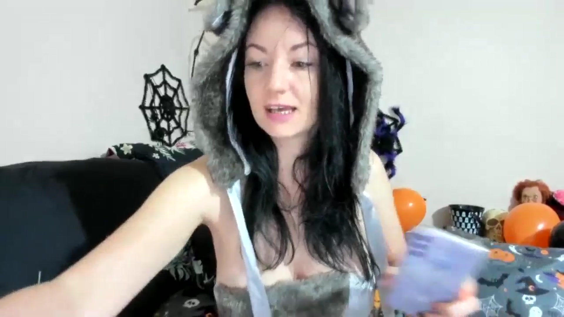 Gallery image thumbnail from elisha4ubbb's myfreecams stream on, 10/22/2024, 04:07 image 8 of 20