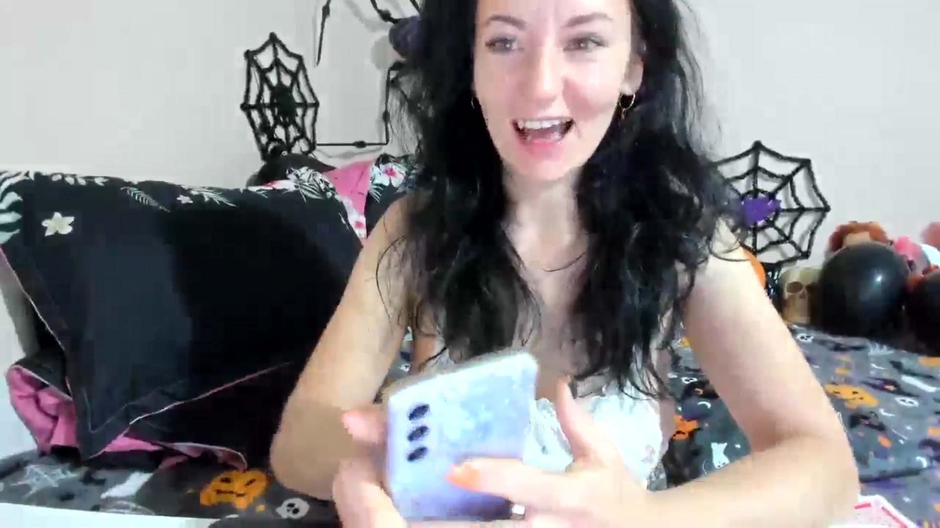 Gallery image thumbnail from elisha4ubbb's myfreecams stream on, 10/26/2024, 04:24 image 5 of 20