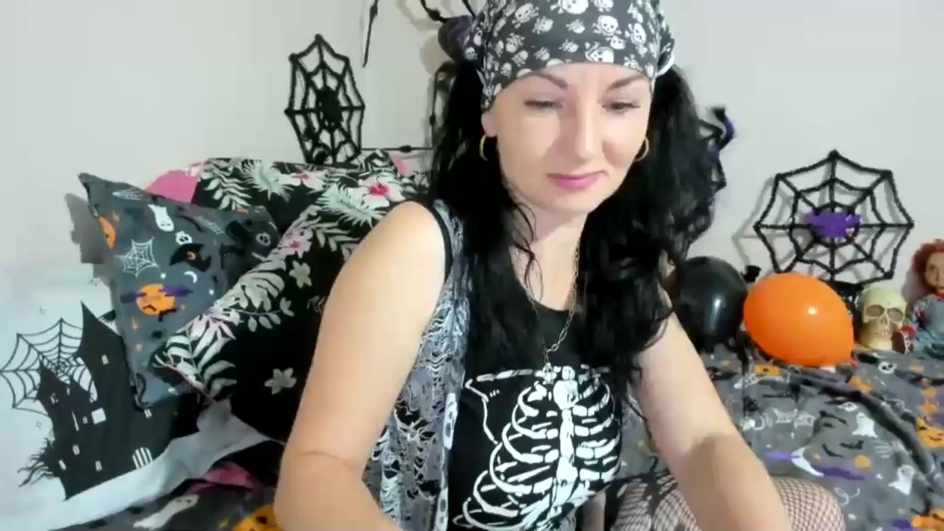 Gallery image thumbnail from elisha4ubbb's myfreecams stream on, 10/28/2024, 04:33 image 10 of 20
