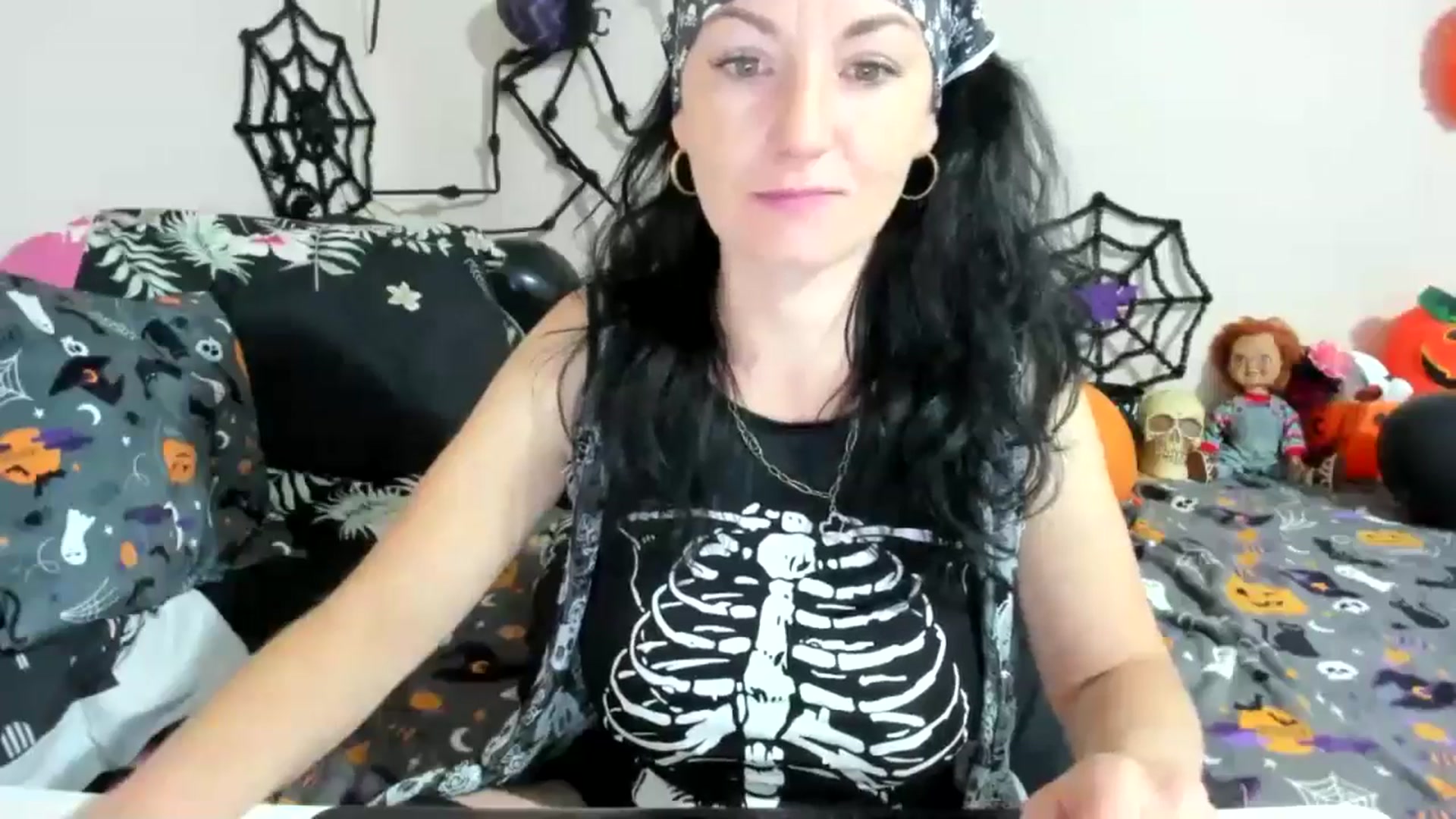 Gallery image thumbnail from elisha4ubbb's myfreecams stream on, 10/28/2024, 05:01 image 5 of 20