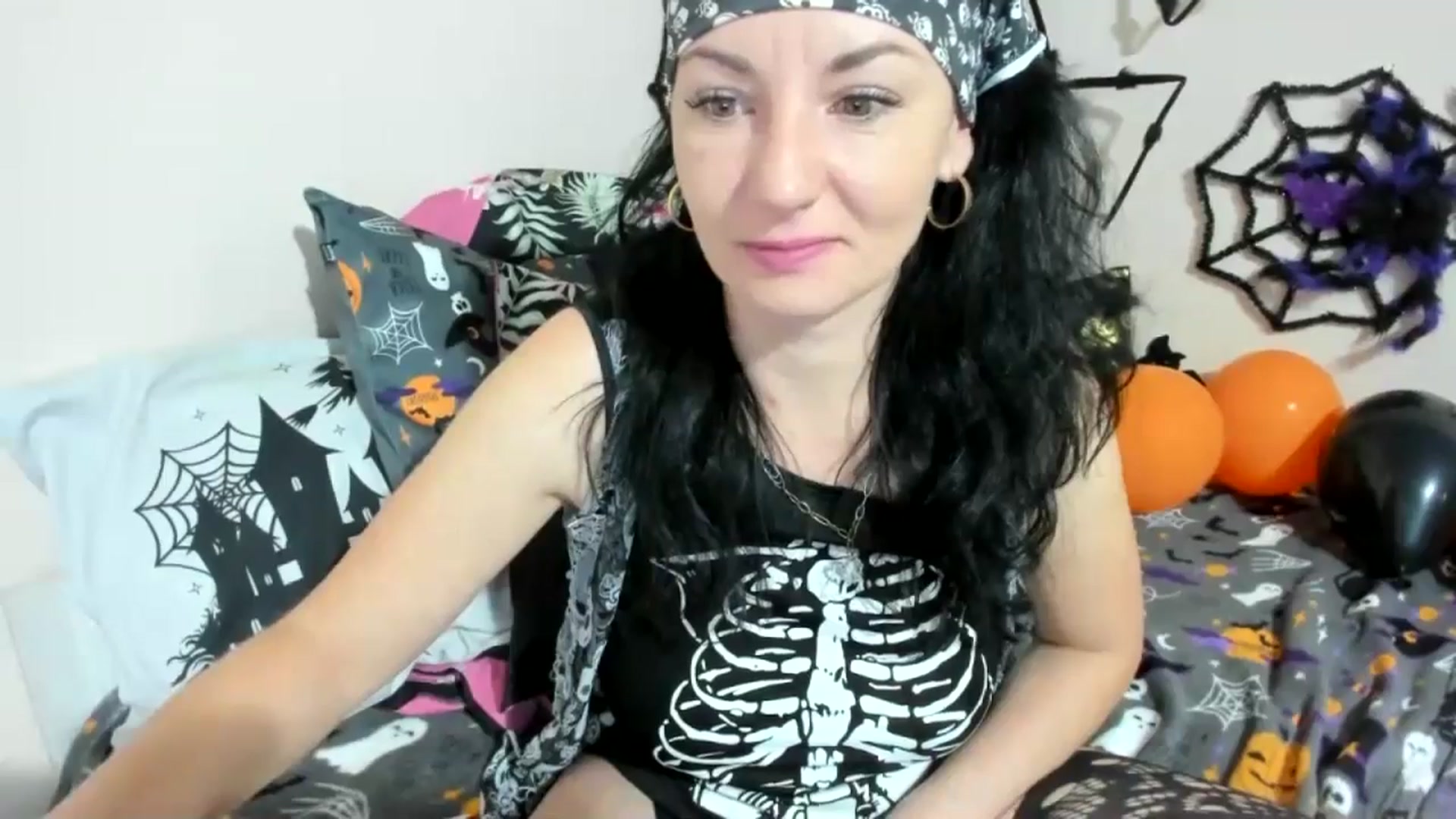 Gallery image thumbnail from elisha4ubbb's myfreecams stream on, 10/28/2024, 05:01 image 11 of 20