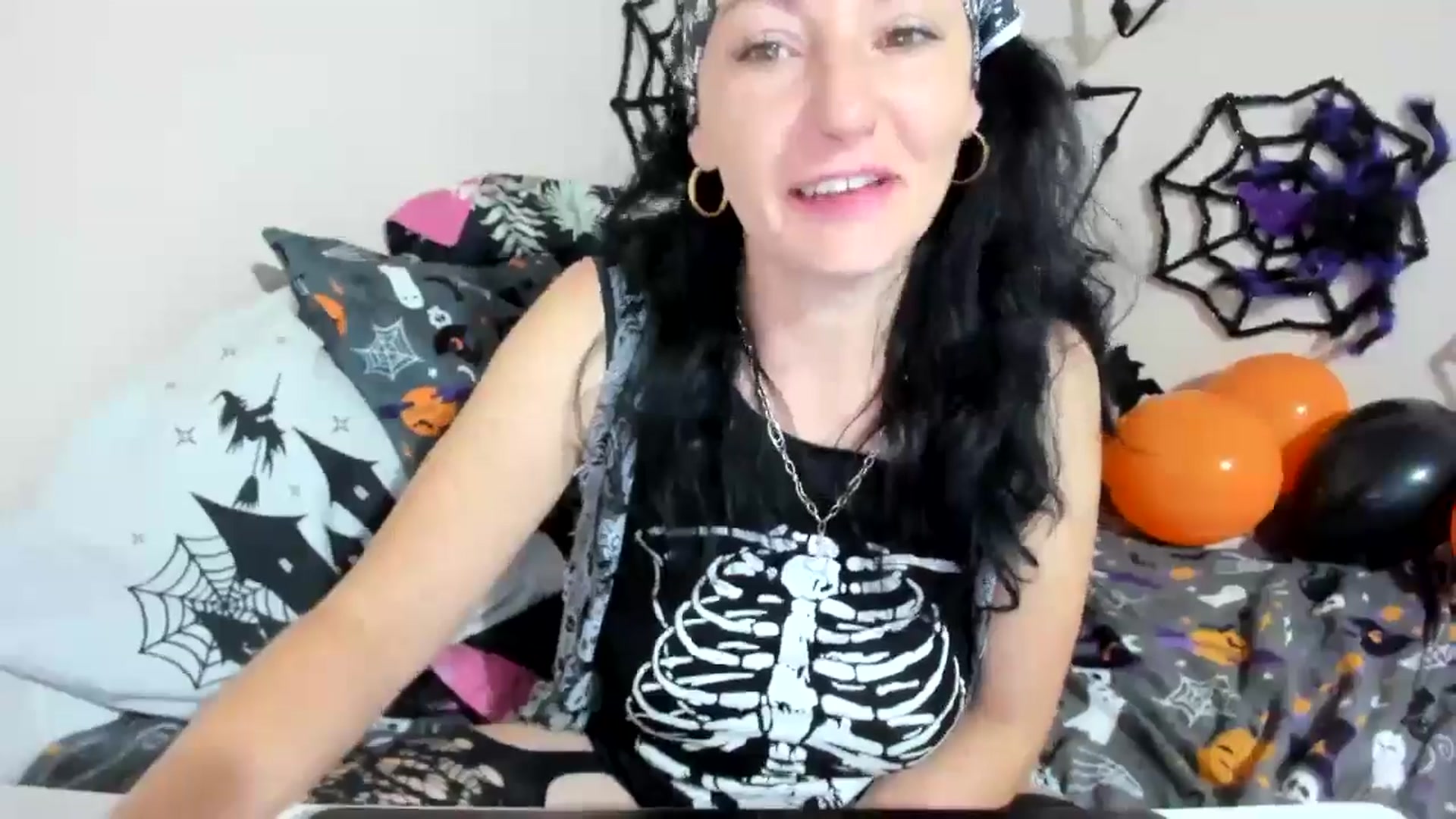 Gallery image thumbnail from elisha4ubbb's myfreecams stream on, 10/28/2024, 05:18 image 18 of 20