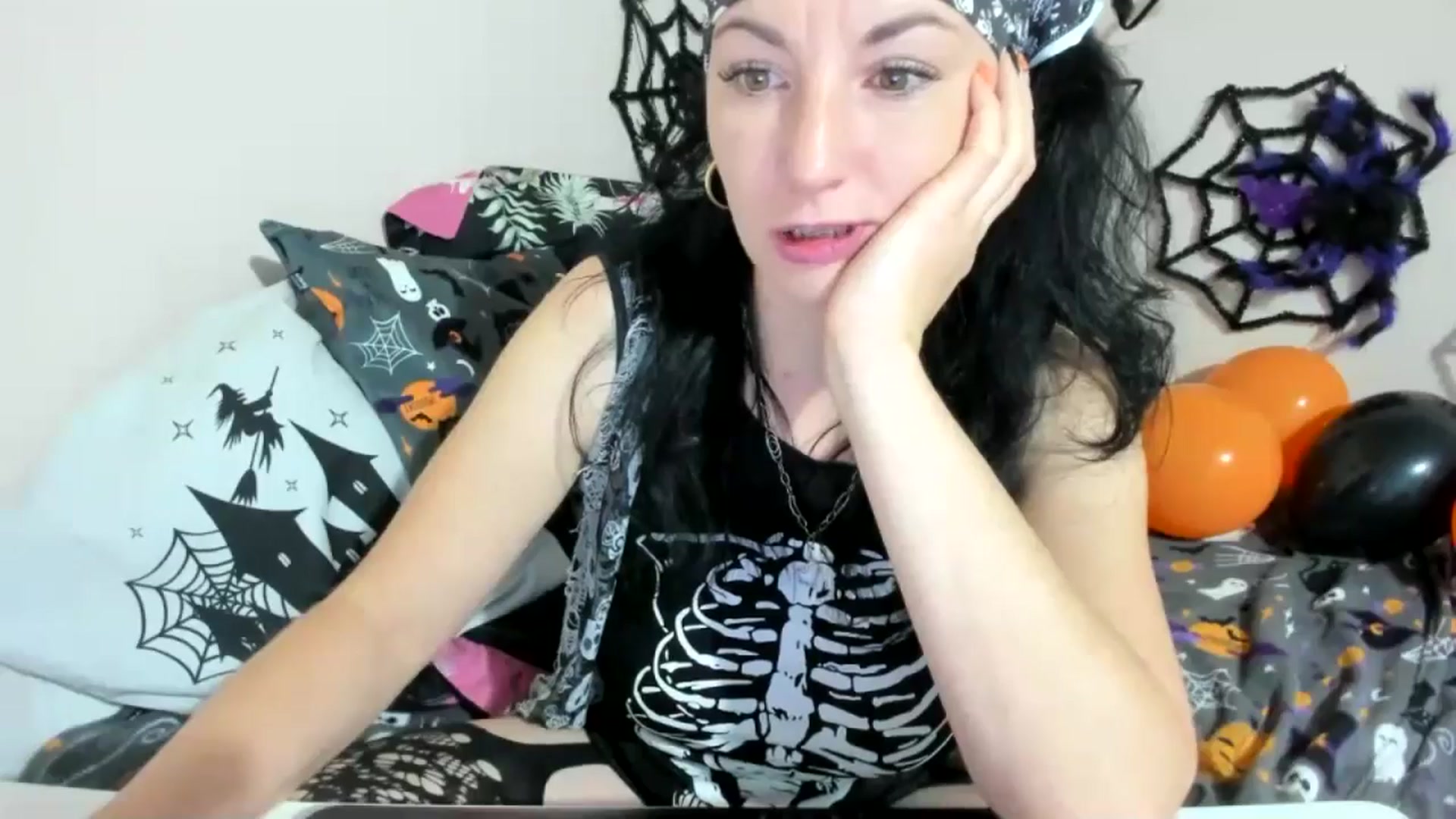 Gallery image thumbnail from elisha4ubbb's myfreecams stream on, 10/28/2024, 05:18 image 11 of 20