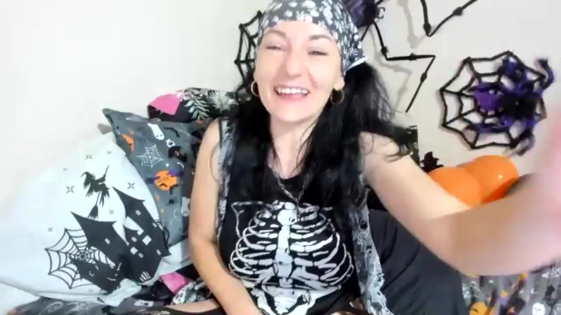 Gallery image thumbnail from elisha4ubbb's myfreecams stream on, 10/28/2024, 05:18 image 1 of 20
