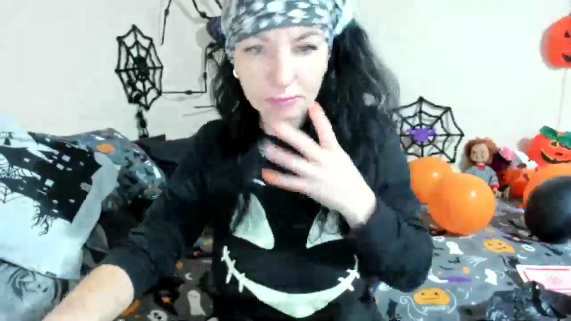Gallery image thumbnail from elisha4ubbb's myfreecams stream on, 10/31/2024, 04:47 image 6 of 20