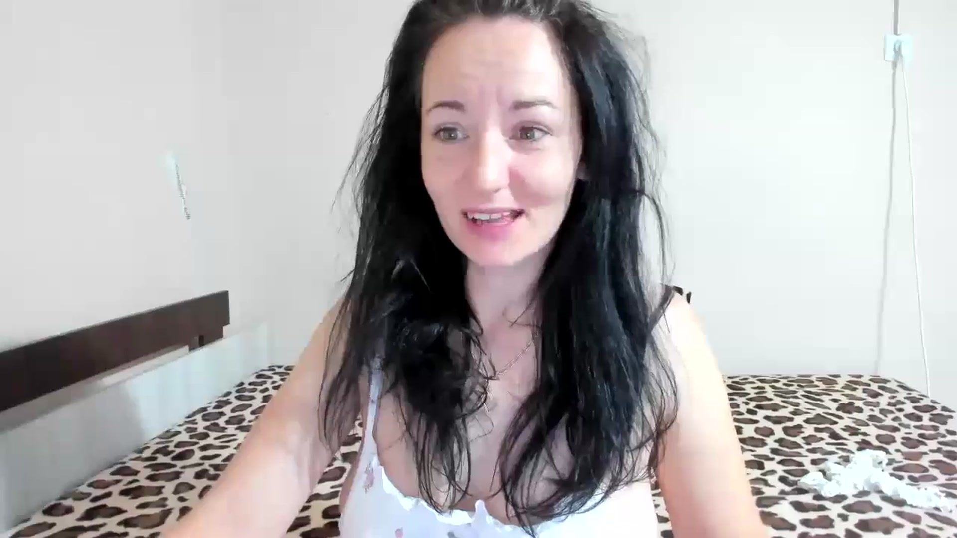 Gallery image thumbnail from elisha4ubbb's myfreecams stream on, 11/03/2024, 05:15 image 17 of 20