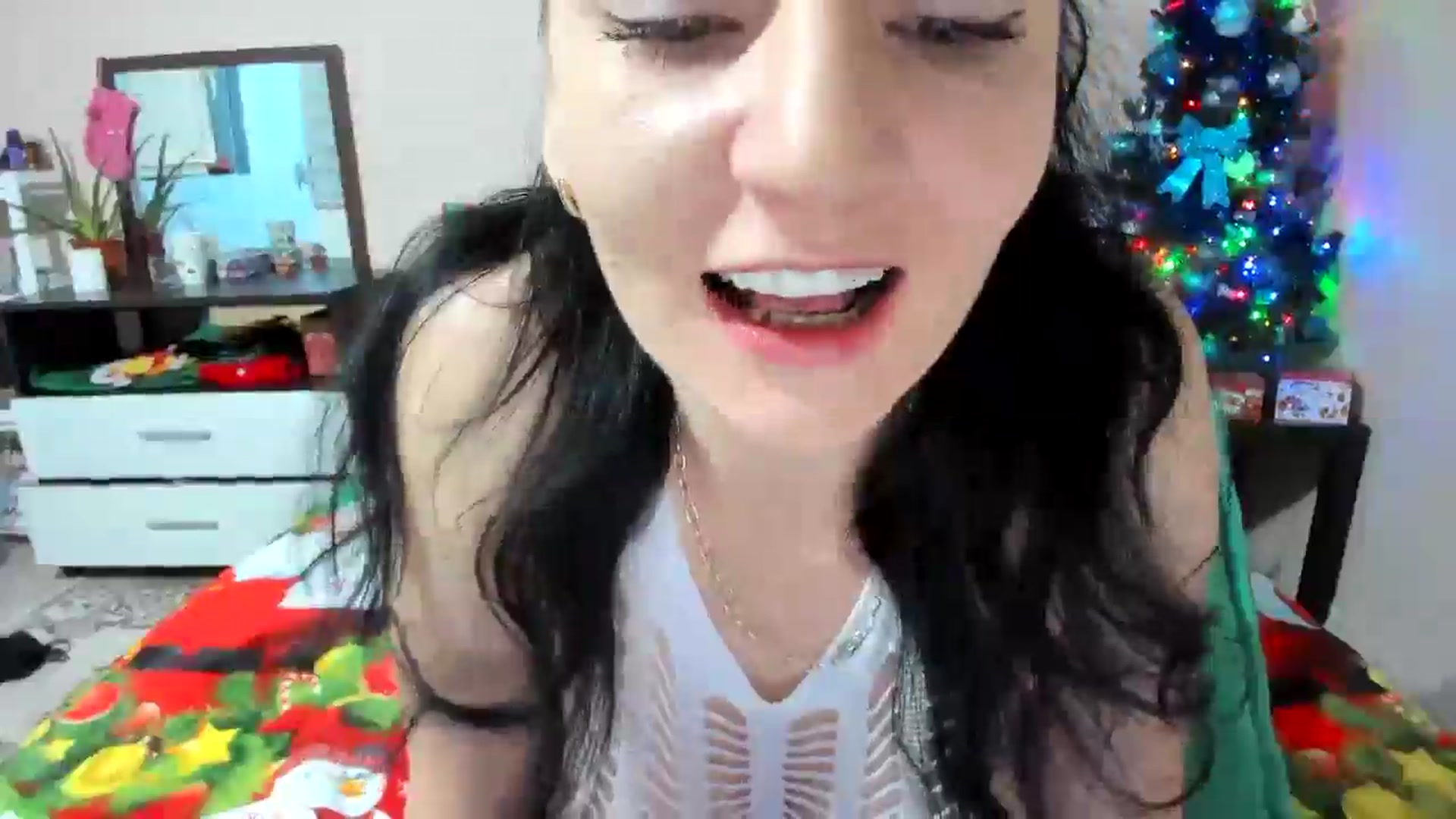 Gallery image thumbnail from elisha4ubbb's myfreecams stream on, 12/29/2024, 05:10 image 13 of 20
