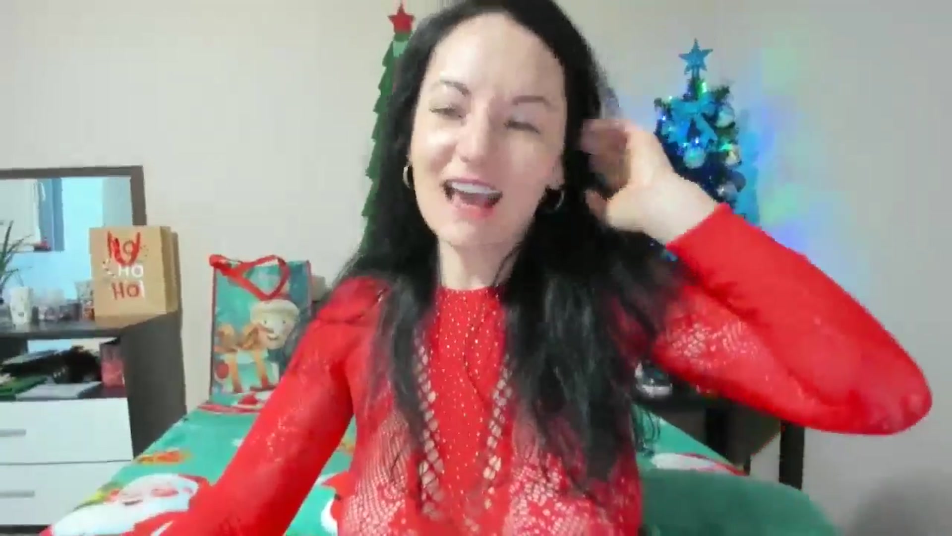 Gallery image thumbnail from elisha4ubbb's myfreecams stream on, 12/30/2024, 04:41 image 20 of 20