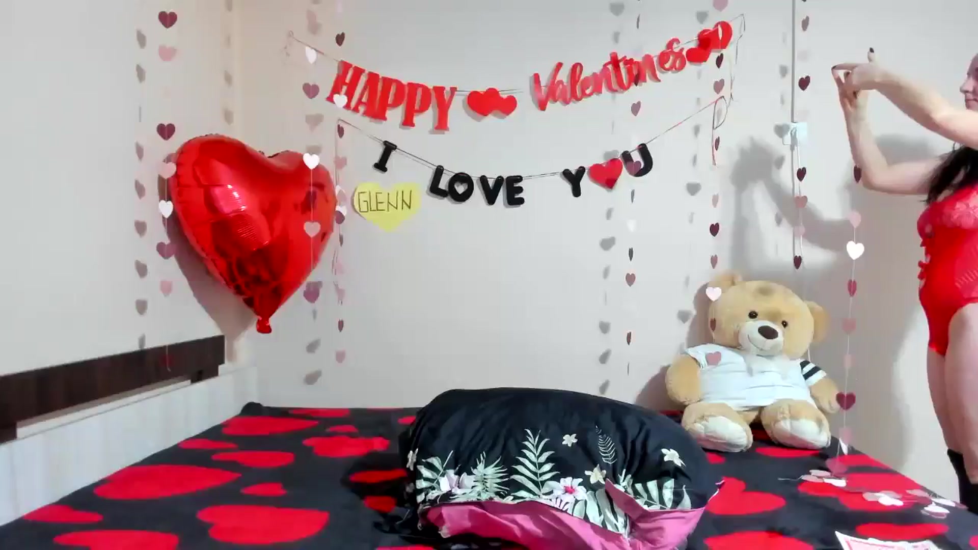 Gallery image thumbnail from elisha4ubbb's myfreecams stream on, 02/03/2025, 04:29 image 1 of 20