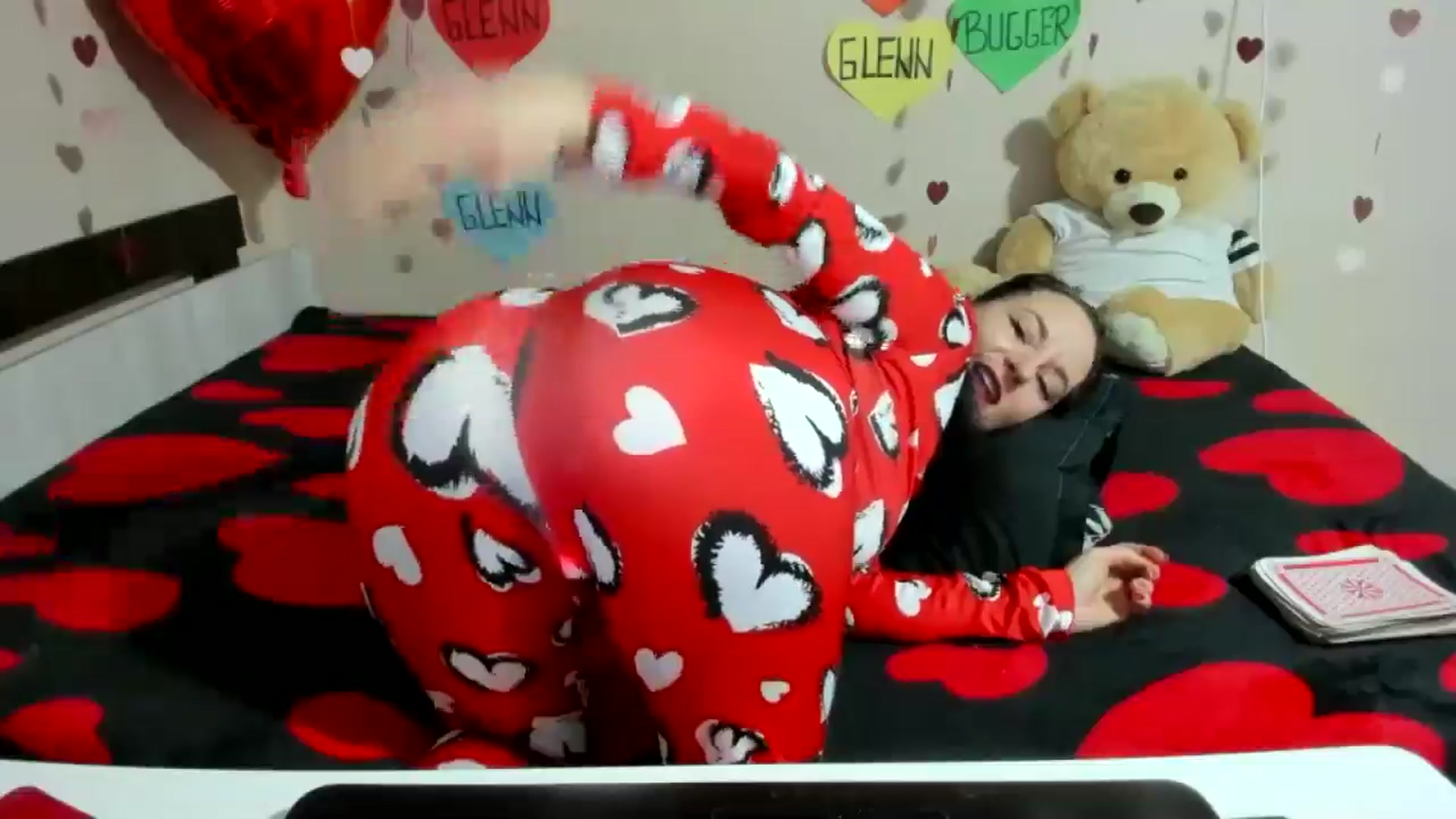 Gallery image thumbnail from elisha4ubbb's myfreecams stream on, 02/09/2025, 04:31 image 9 of 20