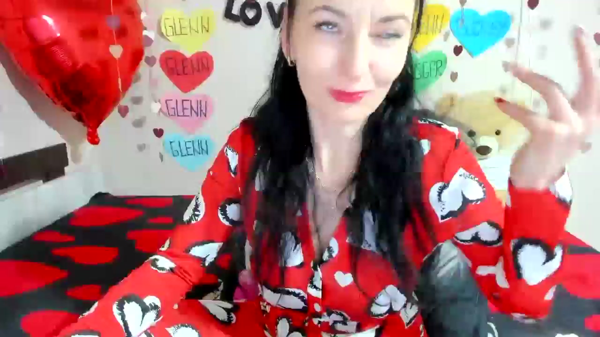 Gallery image thumbnail from elisha4ubbb's myfreecams stream on, 02/09/2025, 04:31 image 3 of 20