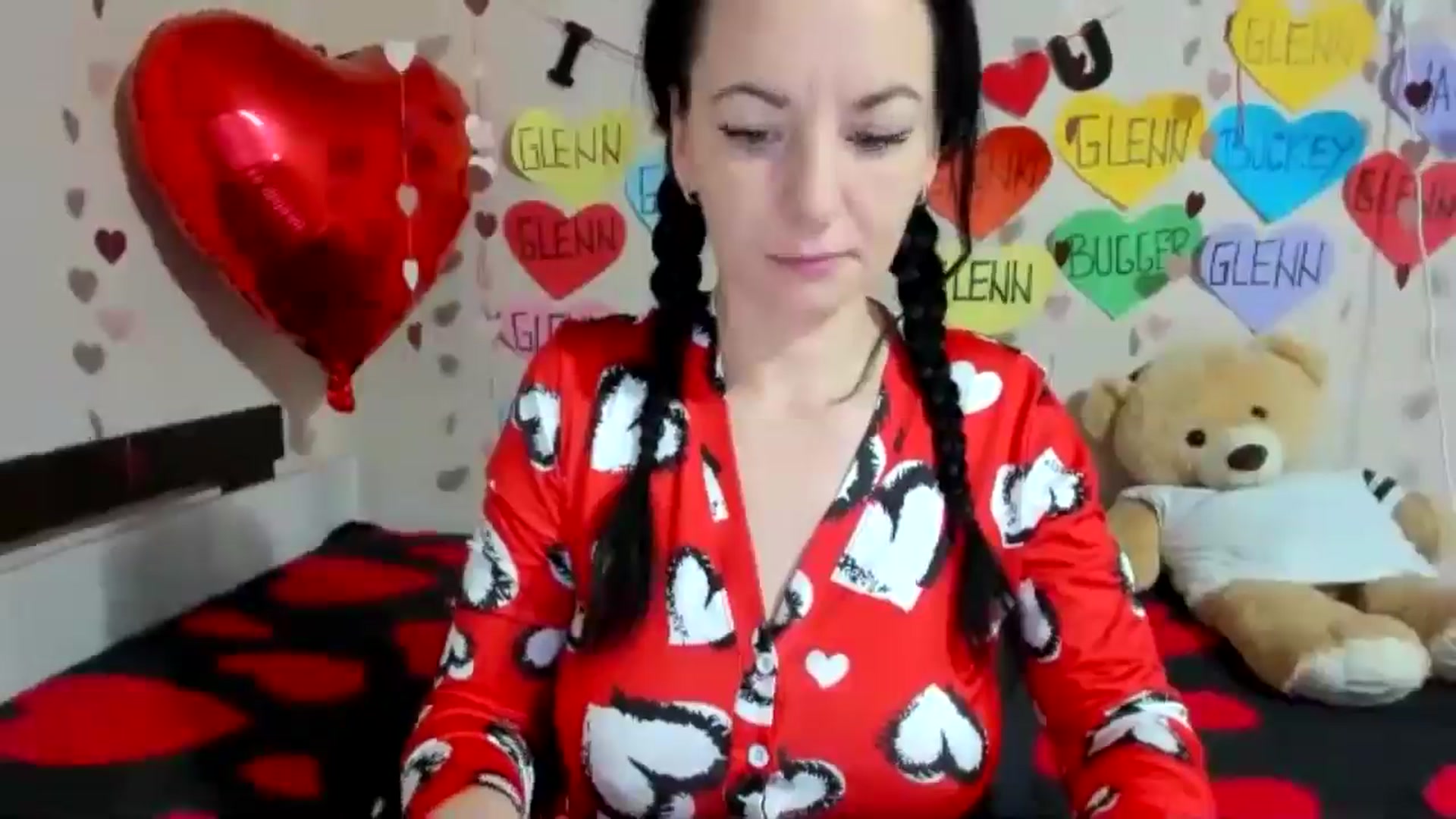 Gallery image thumbnail from elisha4ubbb's myfreecams stream on, 02/19/2025, 04:26 image 4 of 20