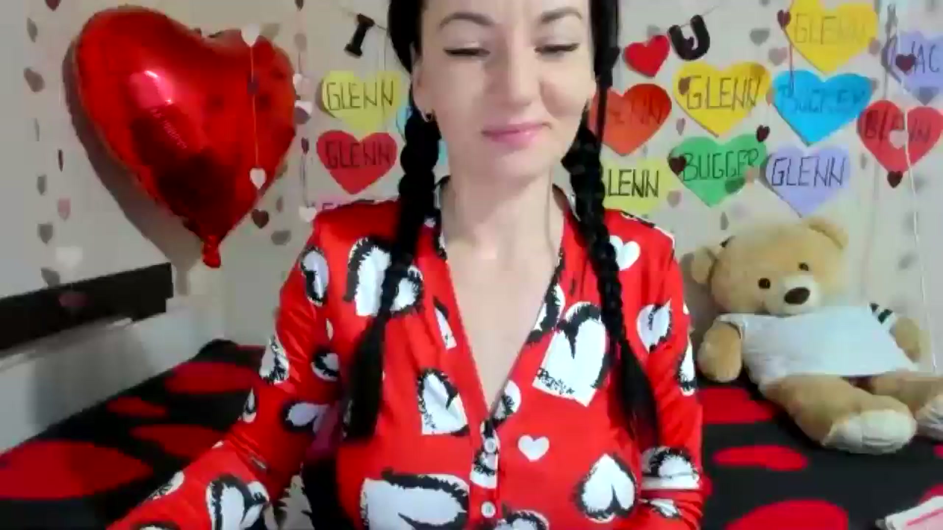 Gallery image thumbnail from elisha4ubbb's myfreecams stream on, 02/19/2025, 04:26 image 1 of 20