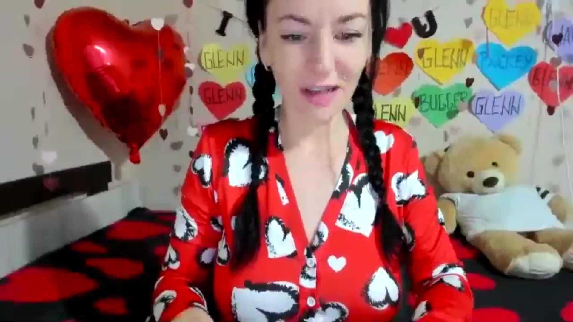 Gallery image thumbnail from elisha4ubbb's myfreecams stream on, 02/19/2025, 04:26 image 3 of 20