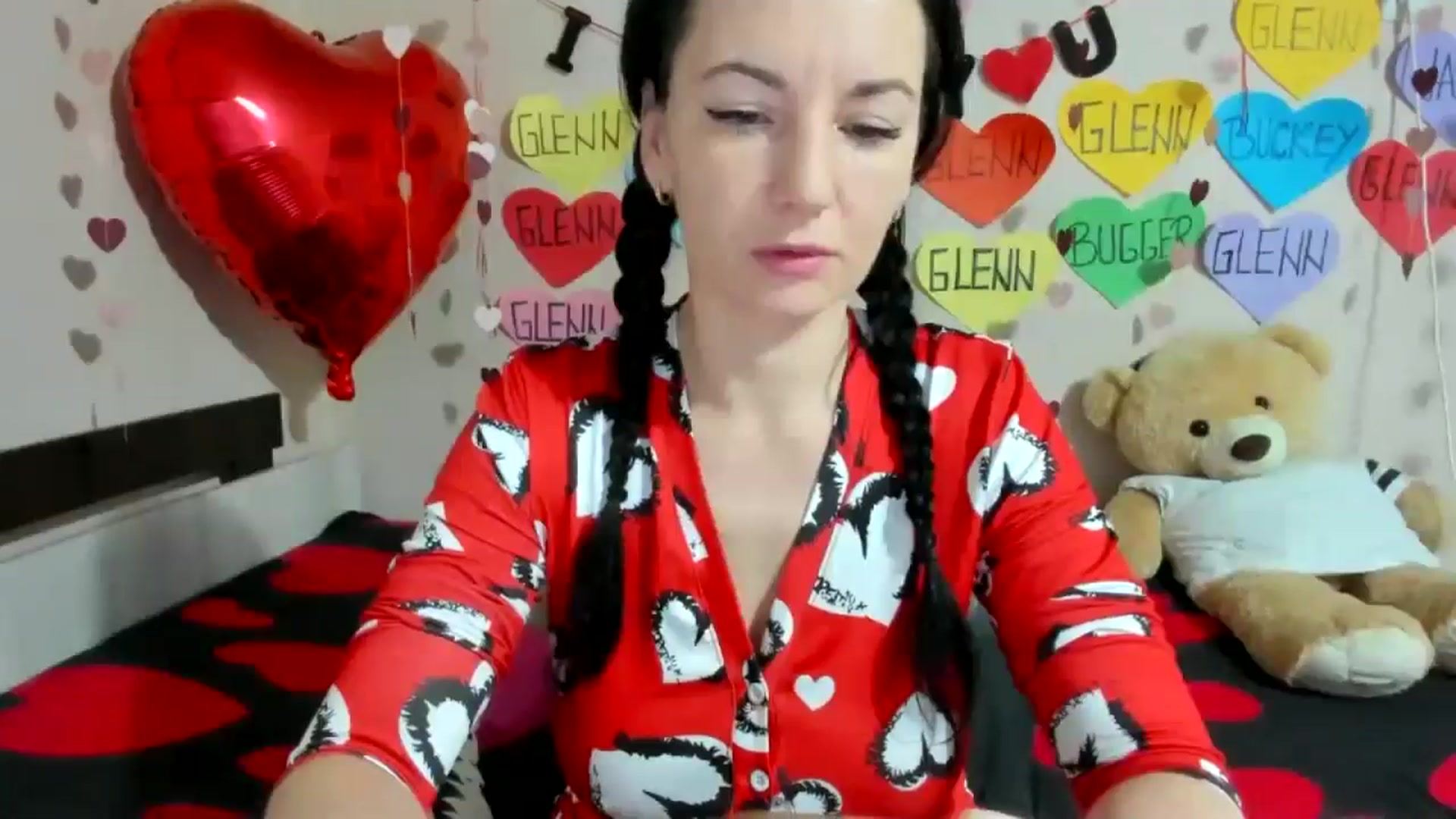 Gallery image thumbnail from elisha4ubbb's myfreecams stream on, 02/19/2025, 04:26 image 9 of 20