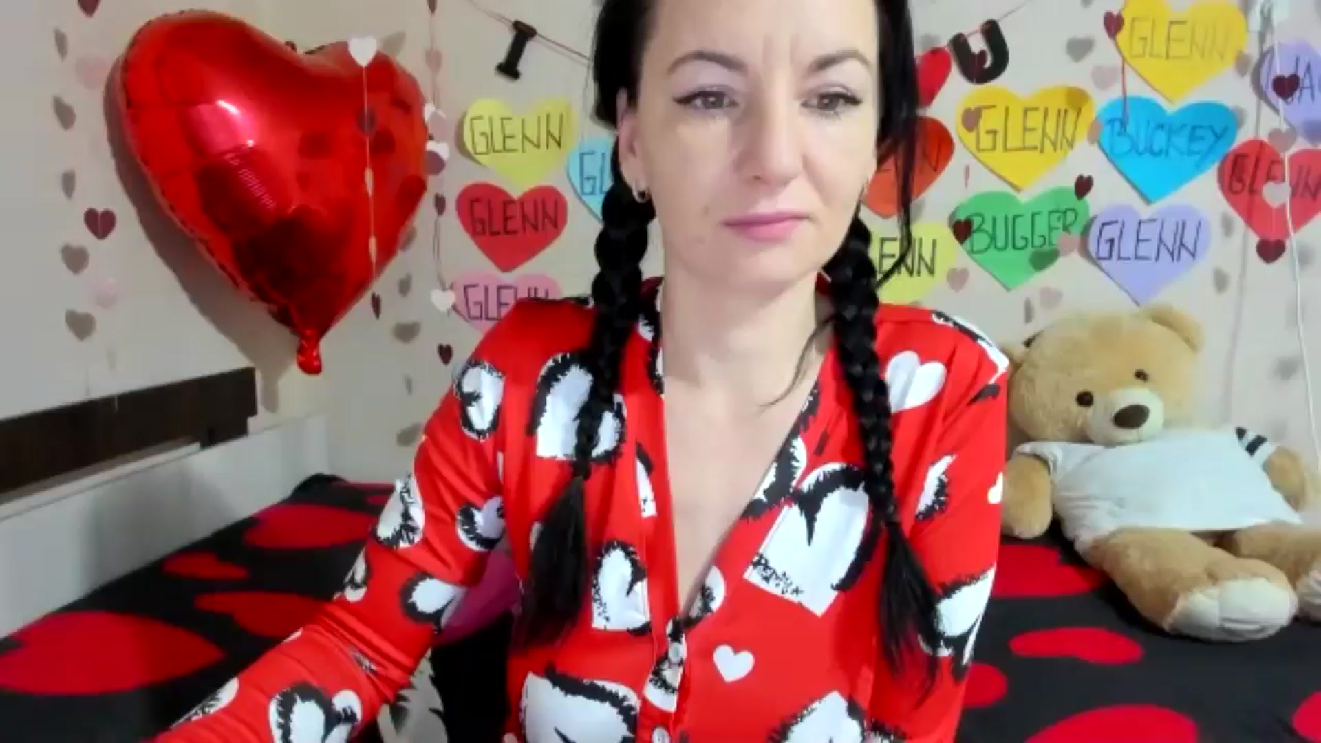 Gallery image thumbnail from elisha4ubbb's myfreecams stream on, 02/19/2025, 04:26 image 5 of 20