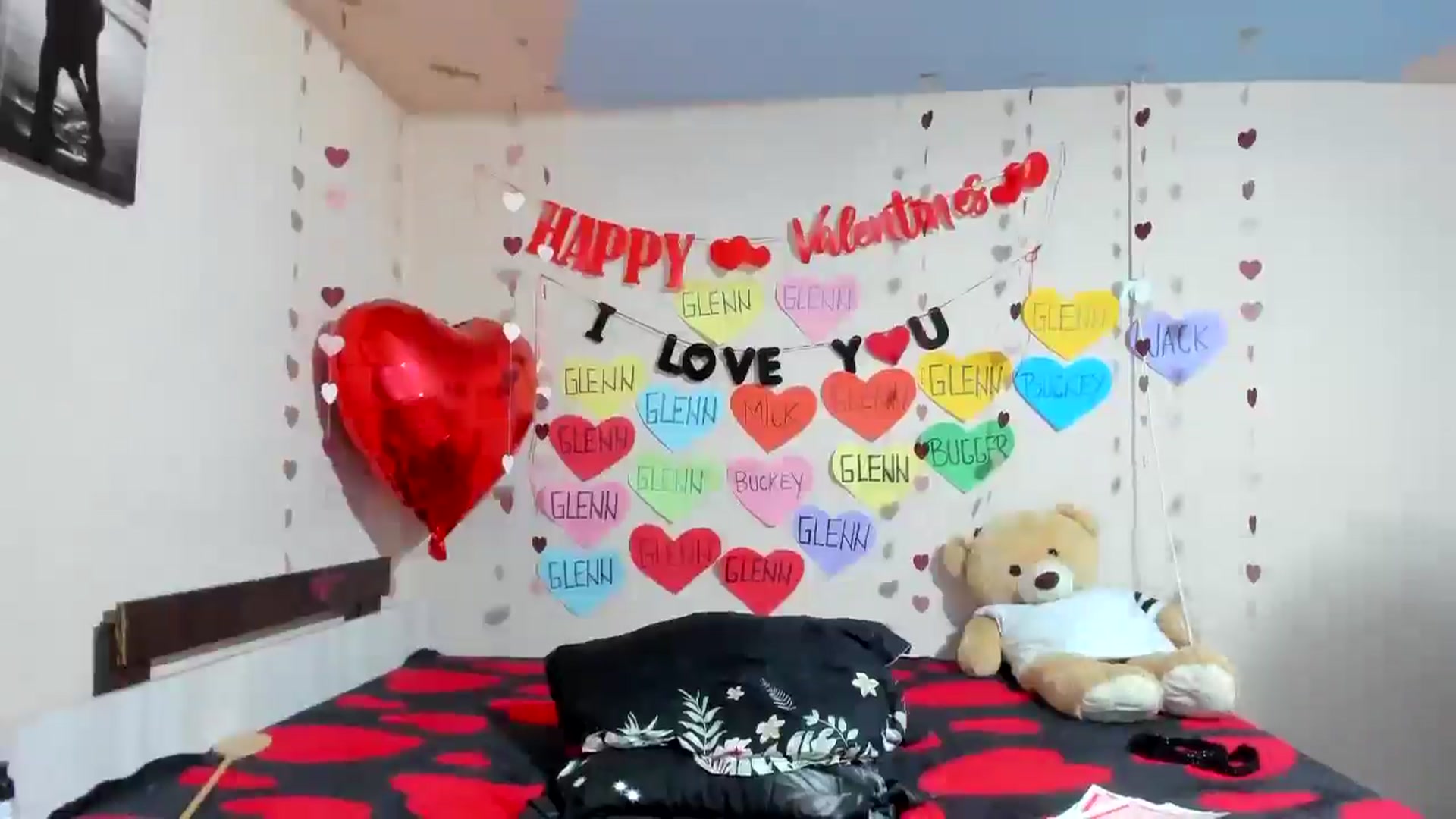 Gallery image thumbnail from elisha4ubbb's myfreecams stream on, 02/26/2025, 05:08 image 16 of 20