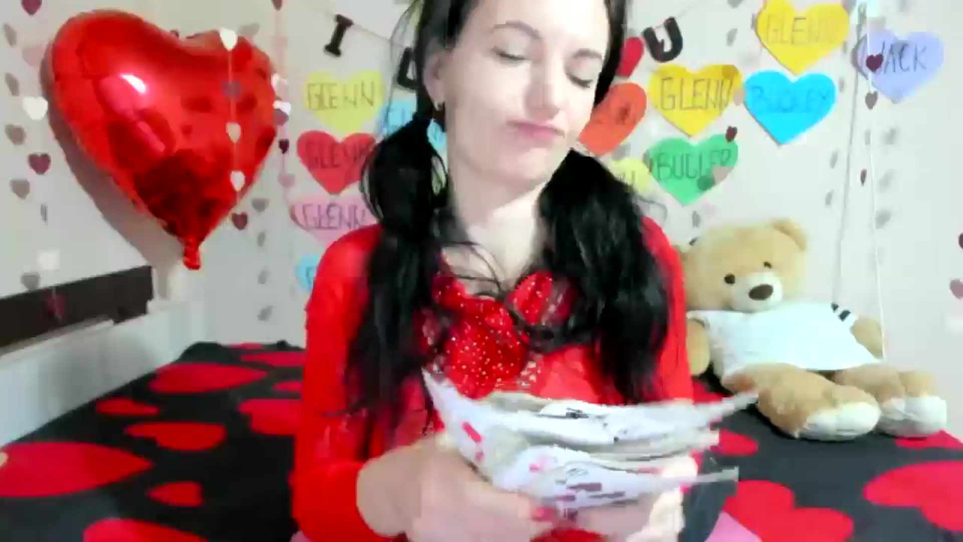 Gallery image thumbnail from elisha4ubbb's myfreecams stream on, 02/27/2025, 05:02 image 6 of 20
