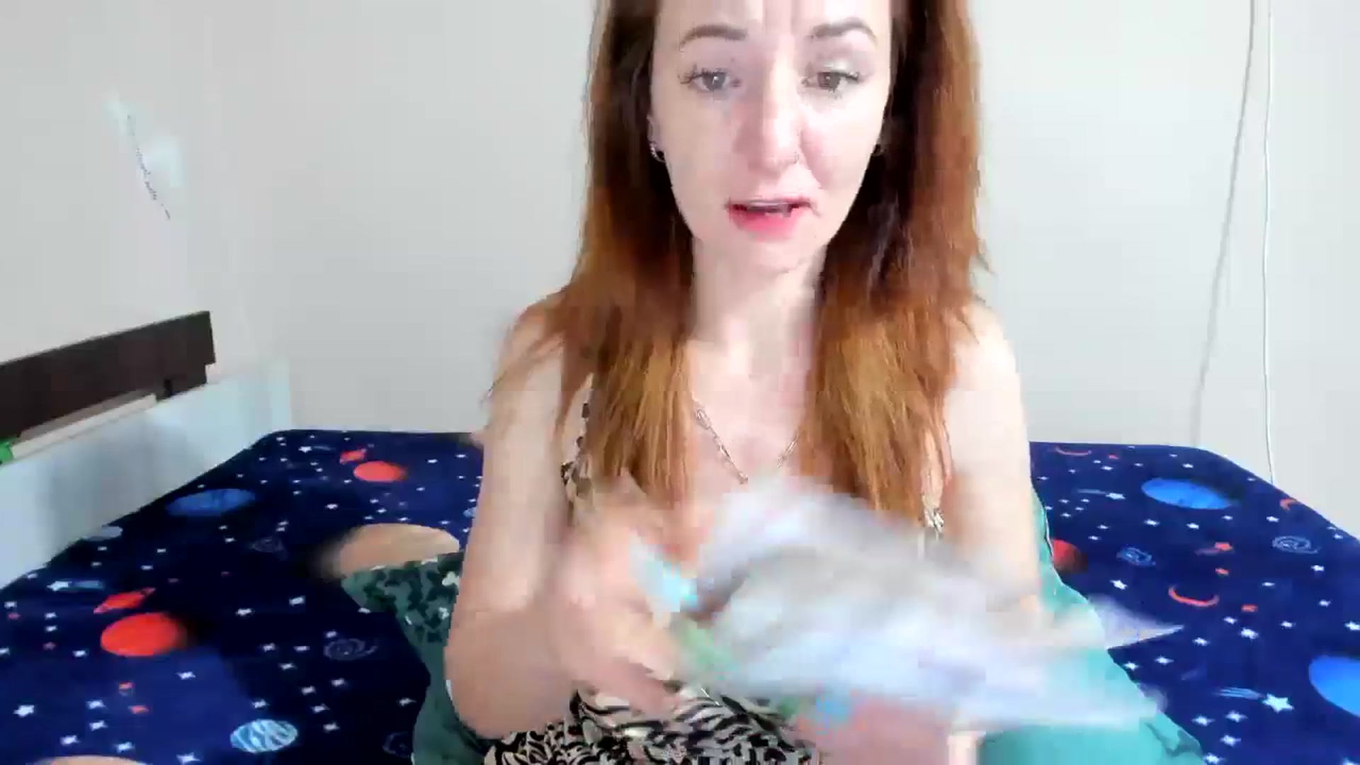 Gallery image thumbnail from elisha4ubbb's myfreecams stream on, 03/27/2025, 05:00 image 7 of 20